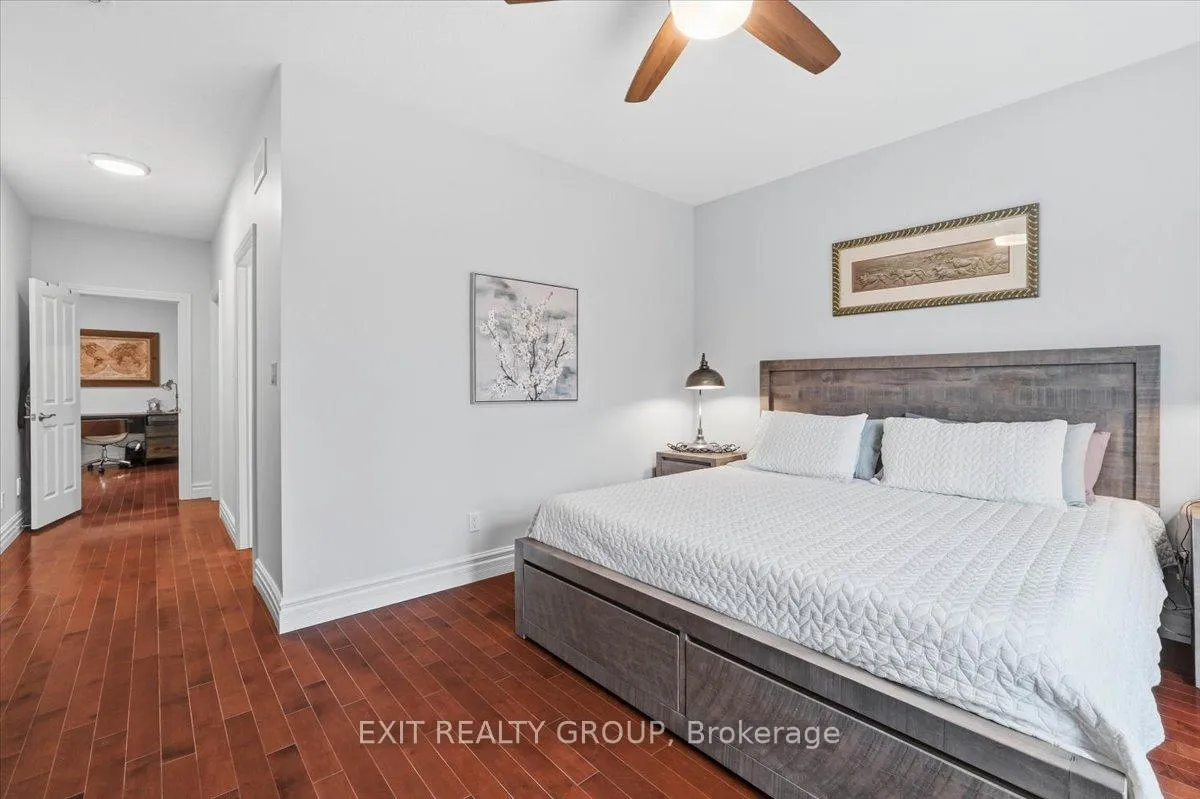 Photo 18 of 12 Dorchester Drive, Prince Edward County, Wellington Ward — HOMEH