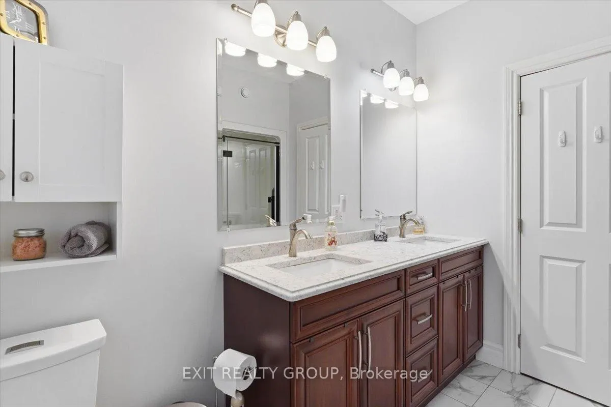 Photo 21 of 12 Dorchester Drive, Prince Edward County, Wellington Ward — HOMEH