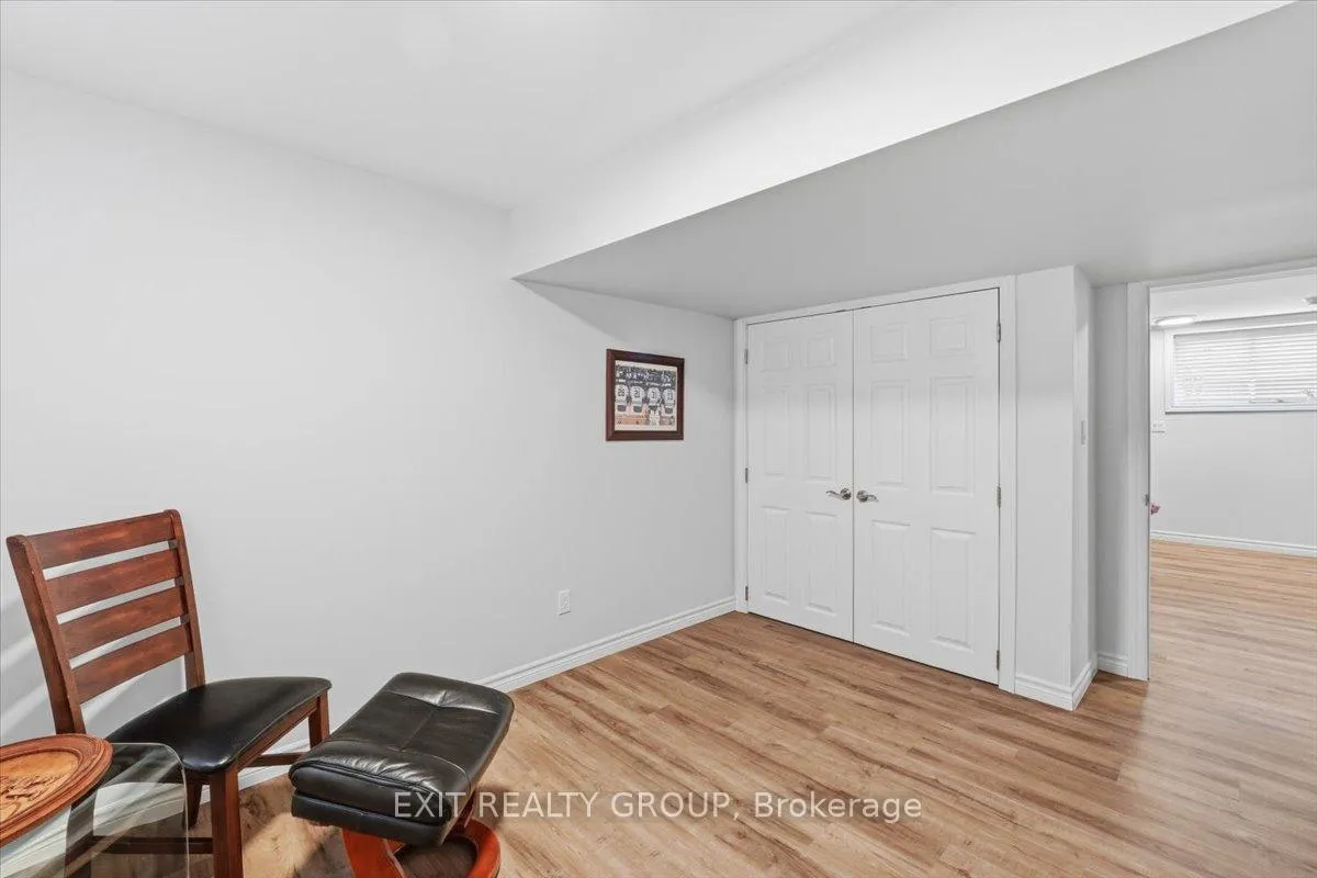 Photo 30 of 12 Dorchester Drive, Prince Edward County, Wellington Ward — HOMEH