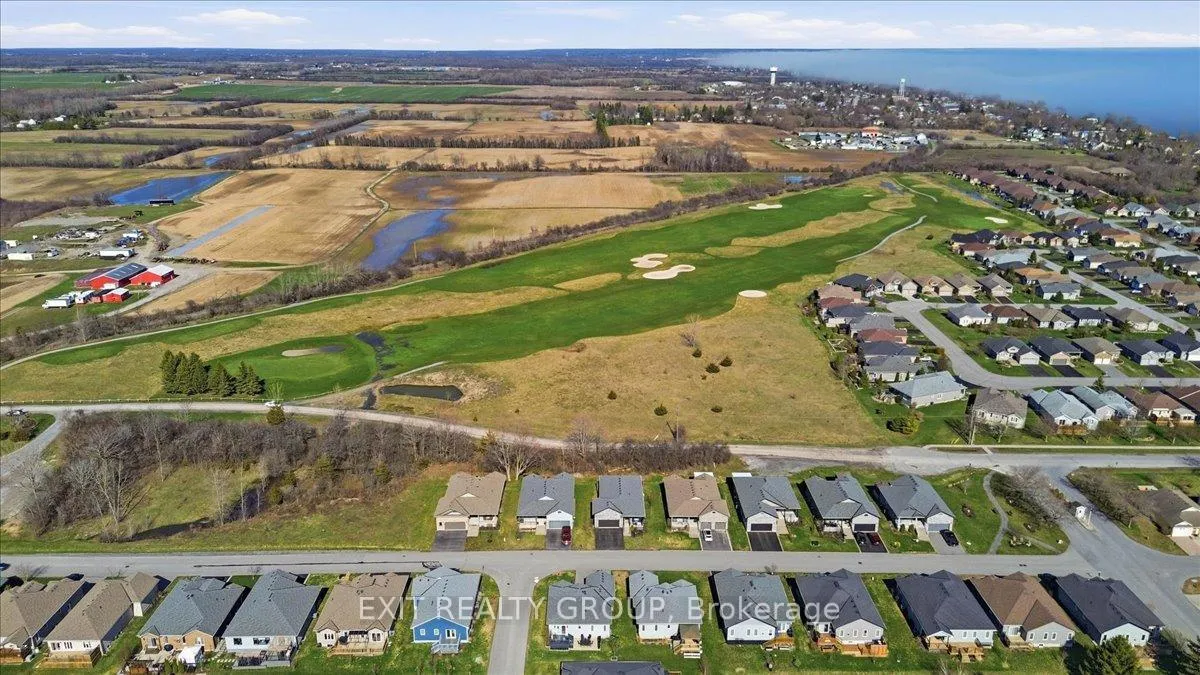 Photo 35 of 12 Dorchester Drive, Prince Edward County, Wellington Ward — HOMEH