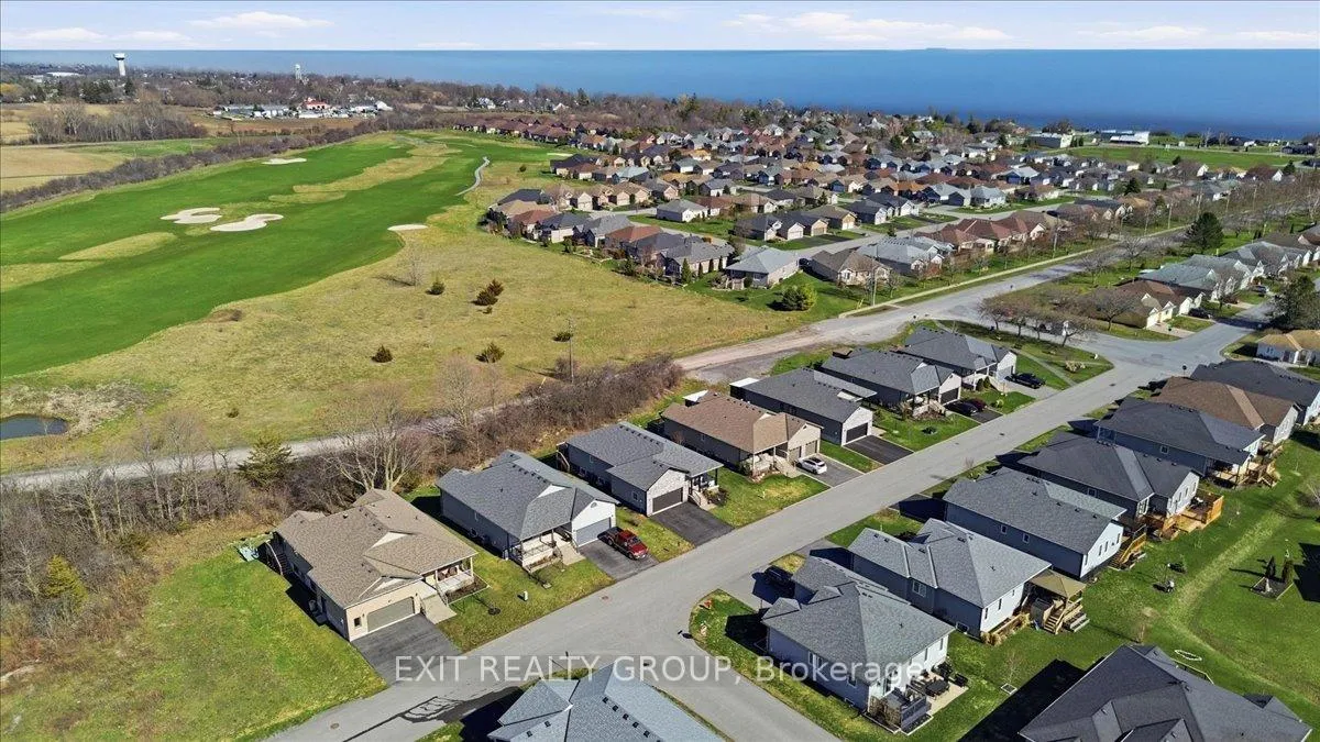 Photo 36 of 12 Dorchester Drive, Prince Edward County, Wellington Ward — HOMEH