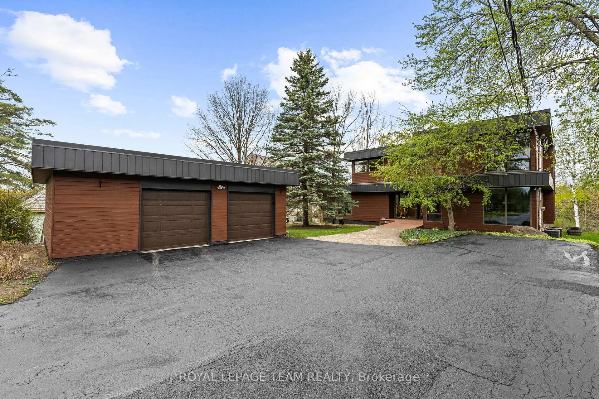 Photo 5 of 5657 Manotick Main Street, Ottawa, Manotick South to Roger Stevens — HOMEH