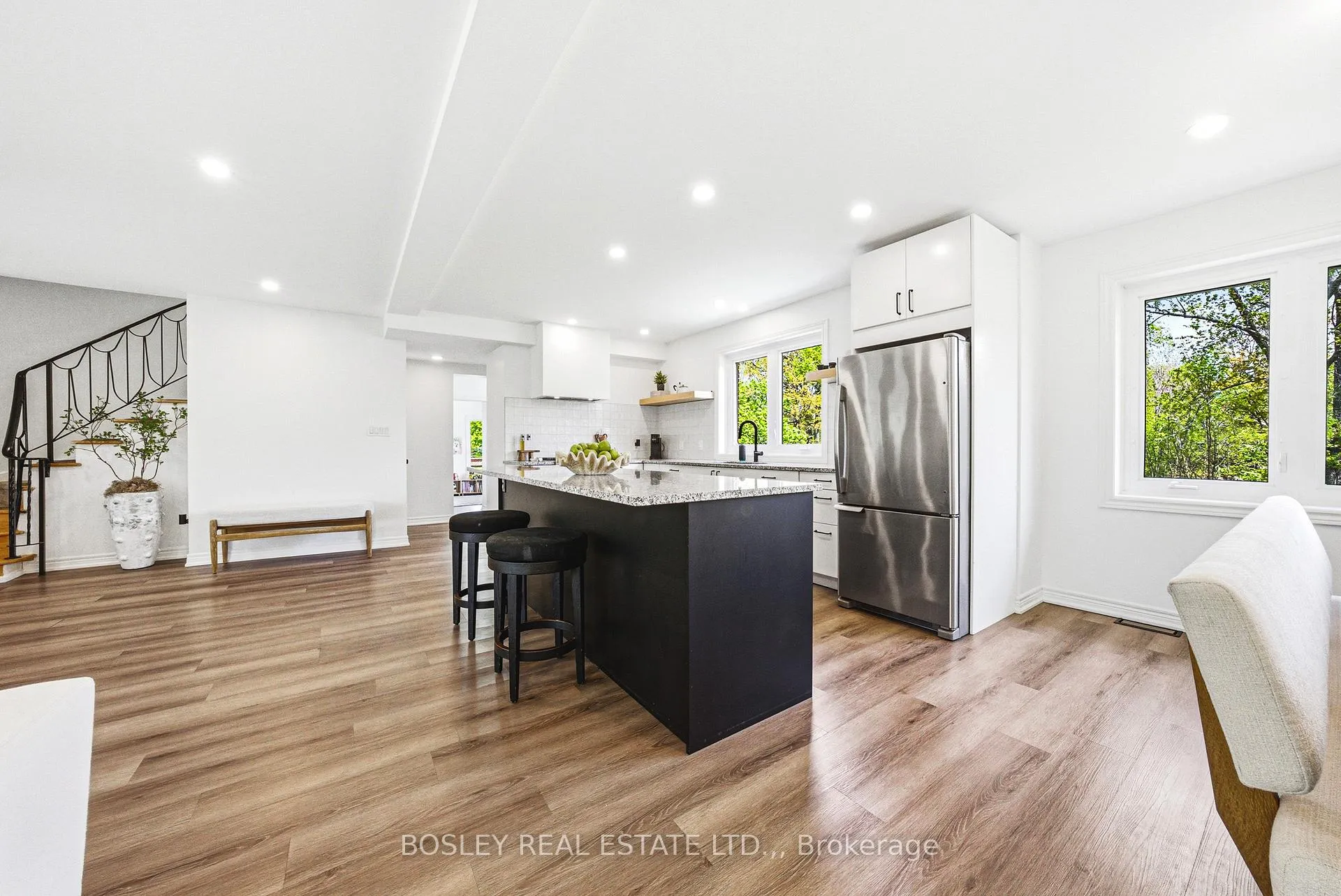 Photo 5 of 7 Rusholme Crescent, St. Catharines, Glendale/Glenridge — HOMEH