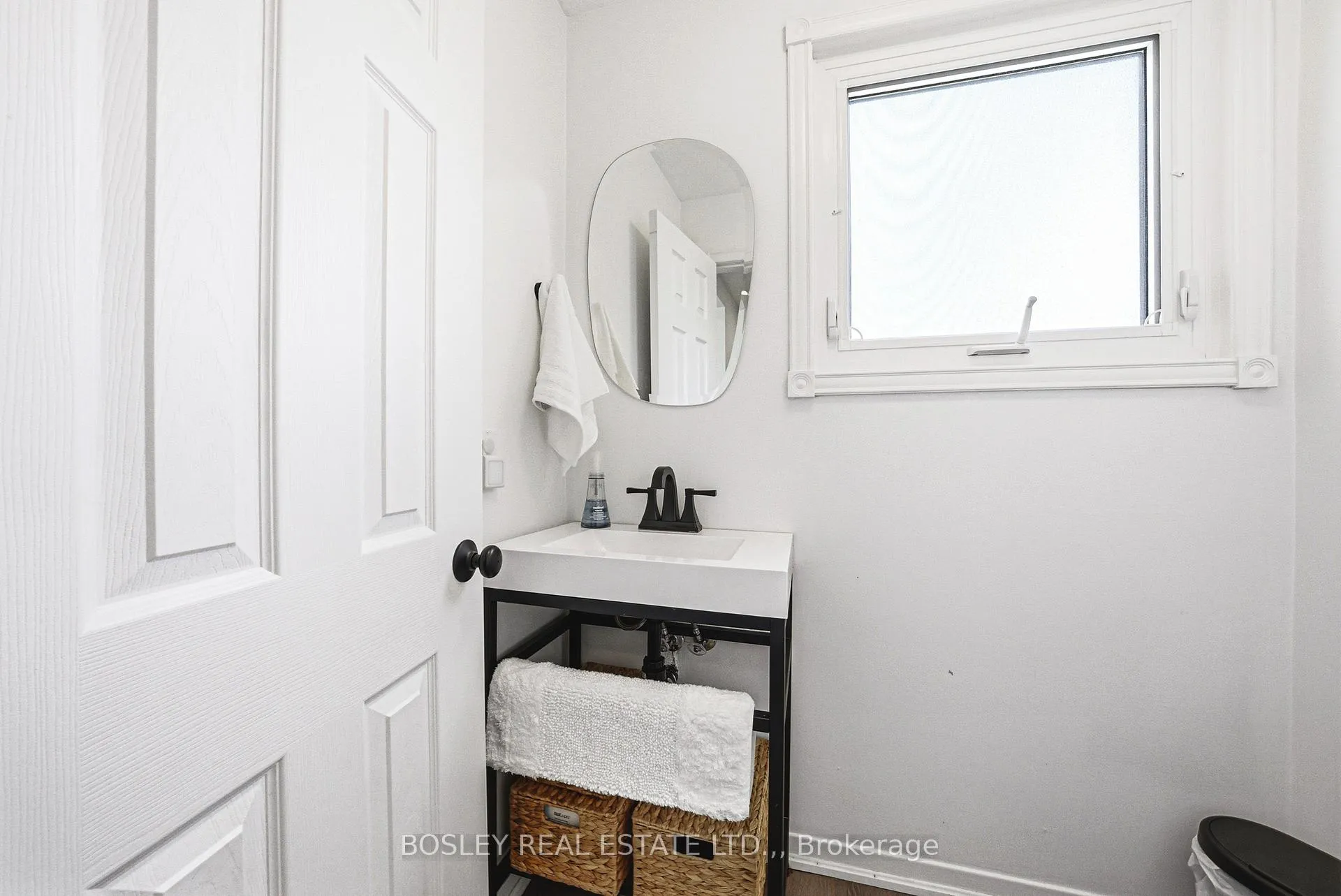 Photo 12 of 7 Rusholme Crescent, St. Catharines, Glendale/Glenridge — HOMEH