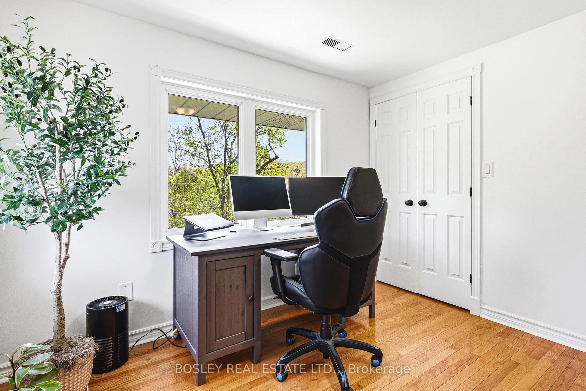 Photo 19 of 7 Rusholme Crescent, St. Catharines, Glendale/Glenridge — HOMEH