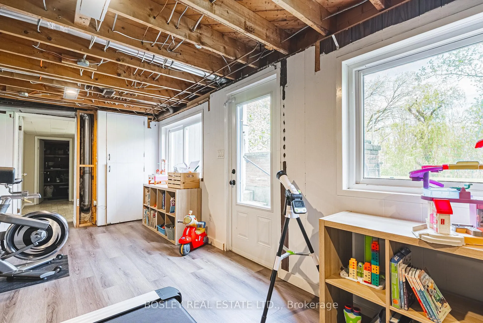 Photo 31 of 7 Rusholme Crescent, St. Catharines, Glendale/Glenridge — HOMEH