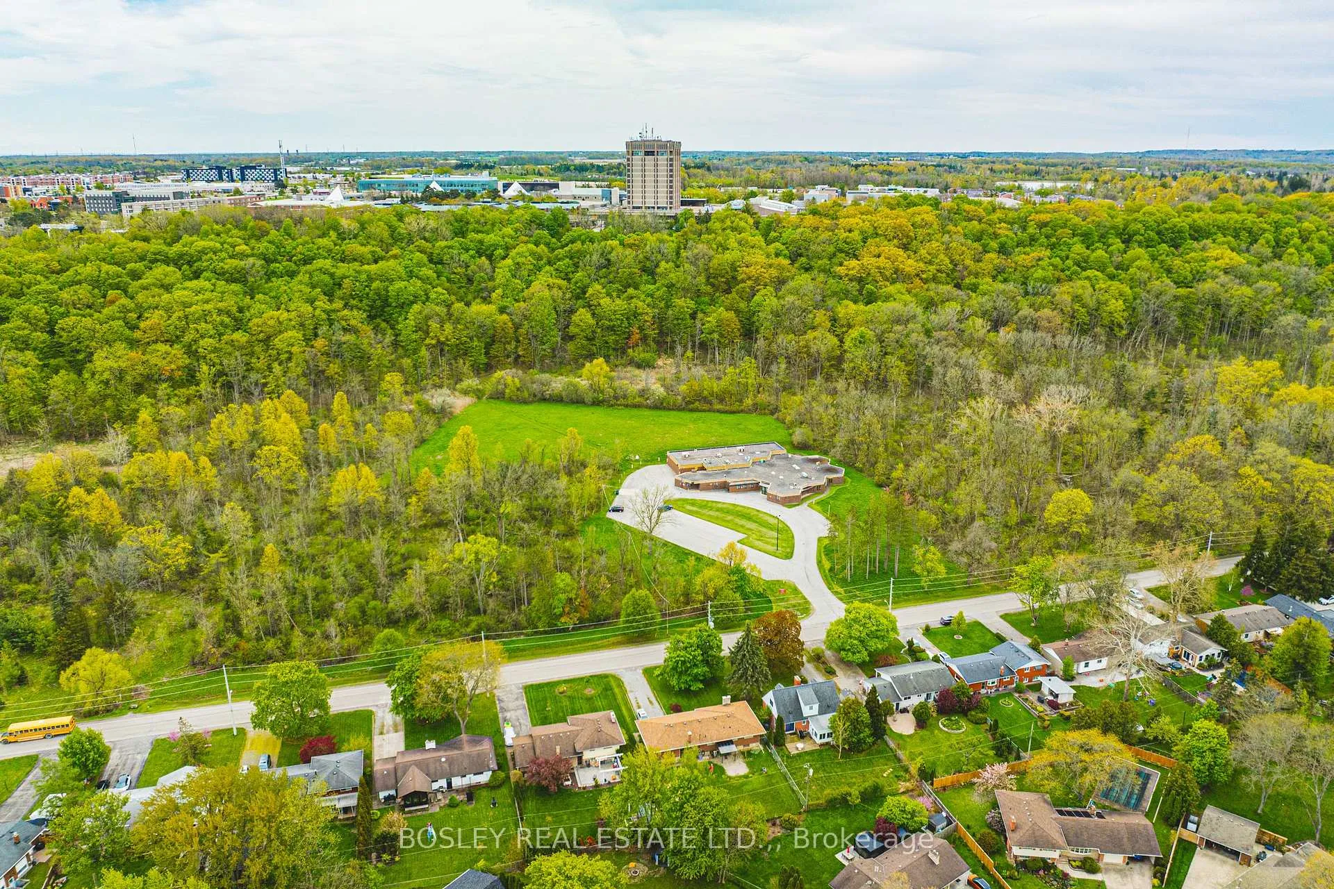 Photo 43 of 7 Rusholme Crescent, St. Catharines, Glendale/Glenridge — HOMEH