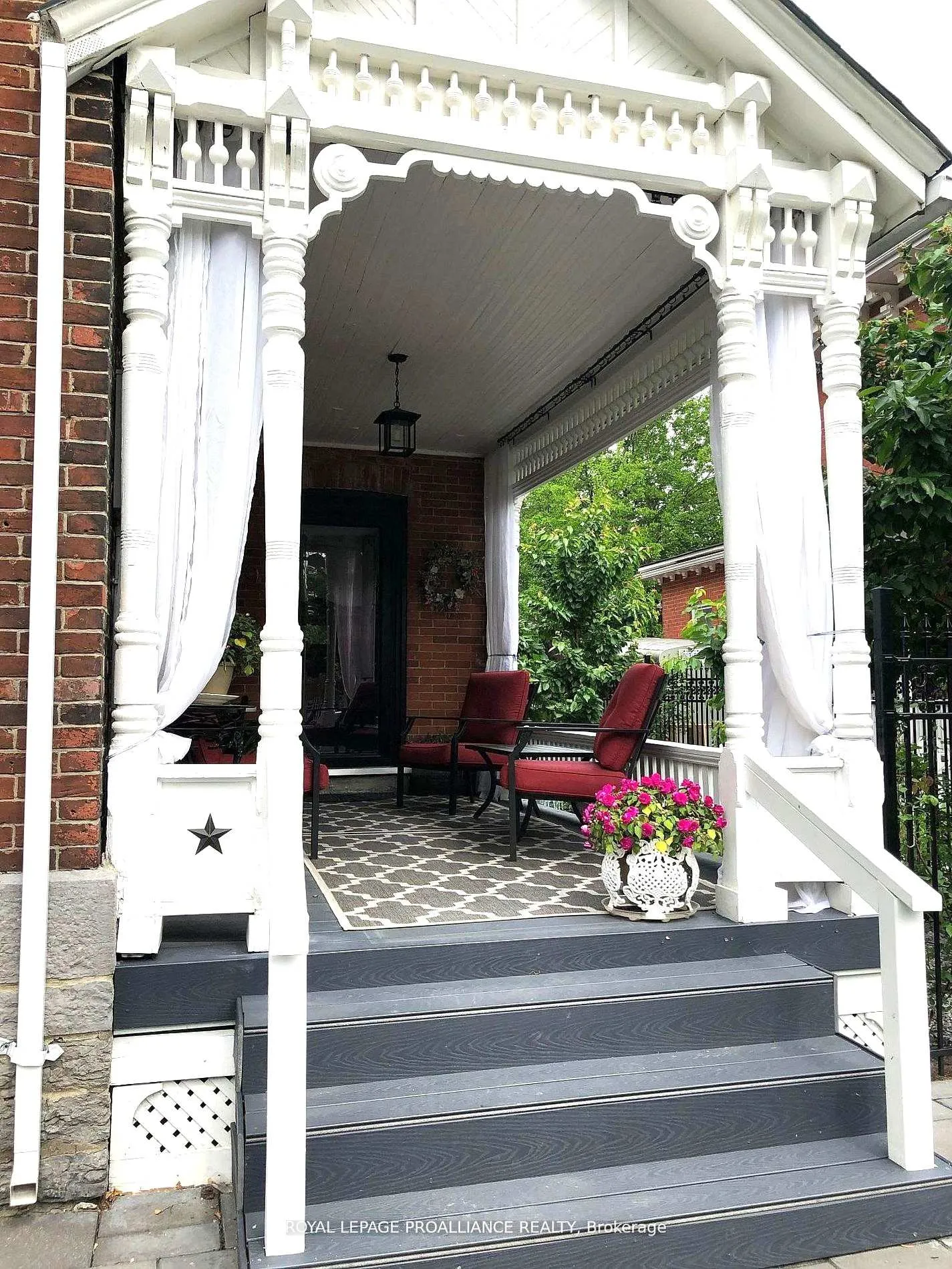 Photo 5 of 219 Charles Street, Belleville, Belleville Ward — HOMEH