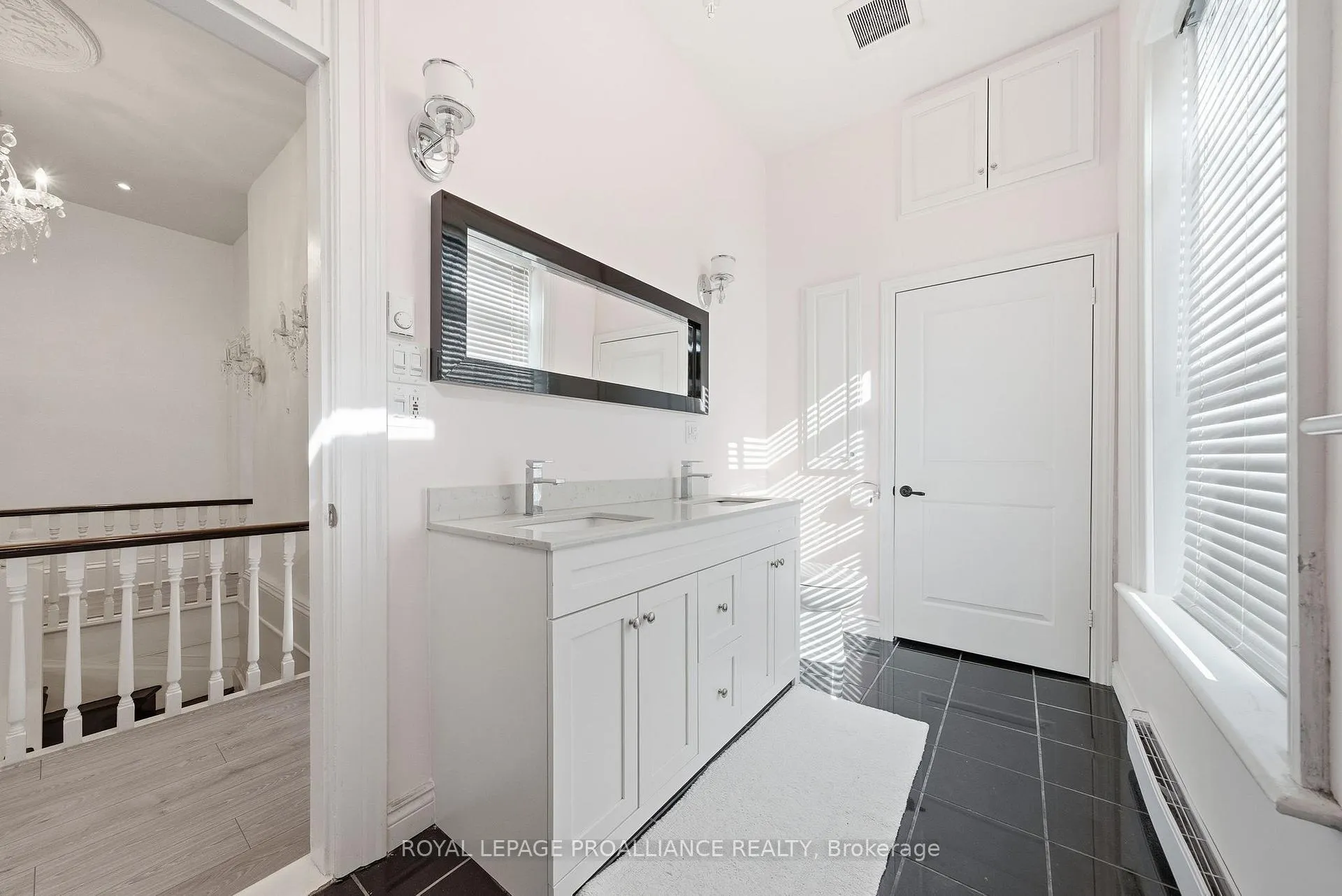 Photo 33 of 219 Charles Street, Belleville, Belleville Ward — HOMEH