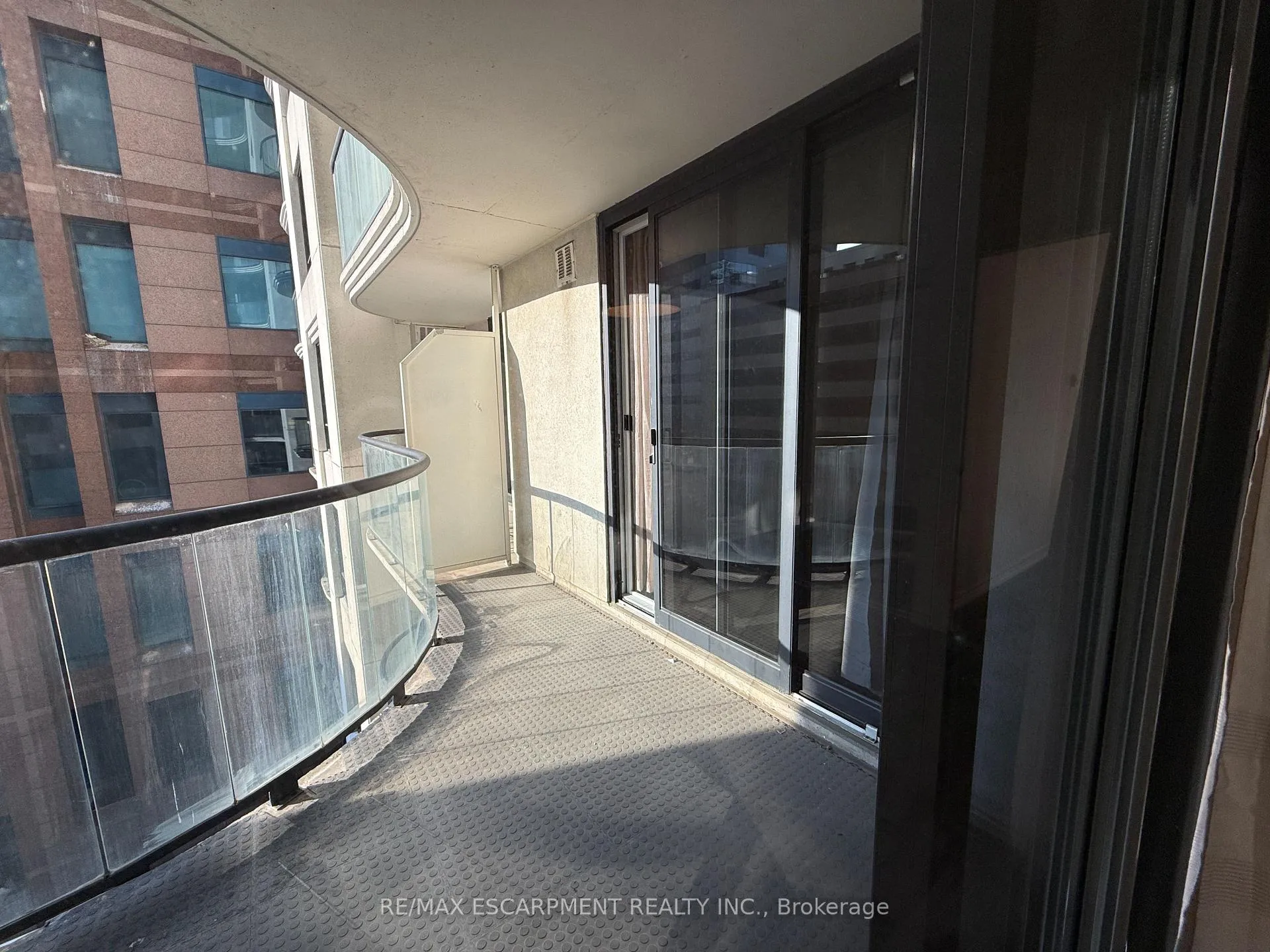 Photo 17 of Unit 709, 801 Bay Street, Toronto, Bay Street Corridor — HOMEH