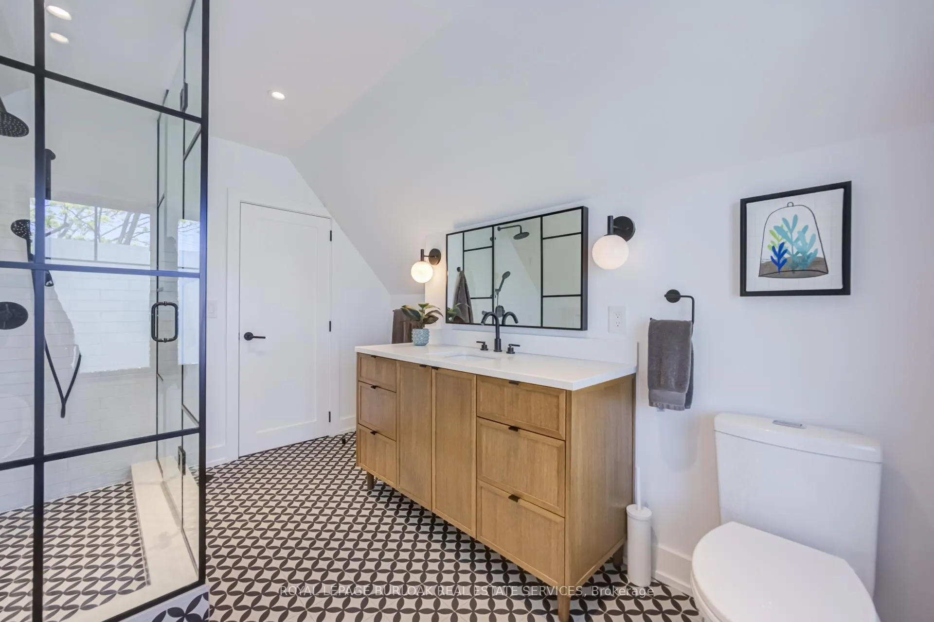 Photo 34 of 103 Harcourt Avenue, Toronto, Blake-Jones — HOMEH