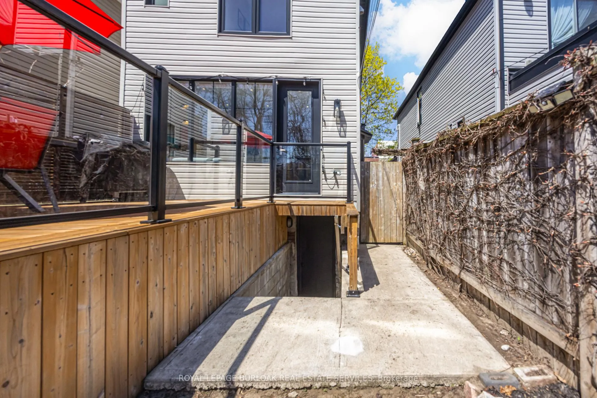 Photo 38 of 103 Harcourt Avenue, Toronto, Blake-Jones — HOMEH
