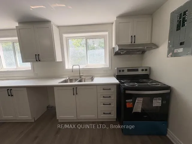 Photo 6 of Unit 2, 172 Queen Street, Quinte West, Trenton Ward — HOMEH