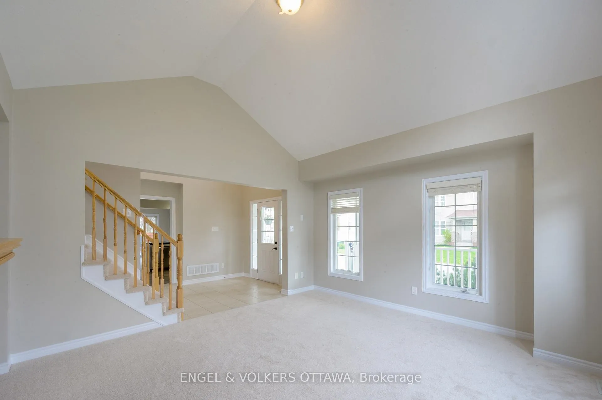 Photo 6 of 106 Forest Water Way, Ottawa, Barrhaven - Half Moon Bay — HOMEH