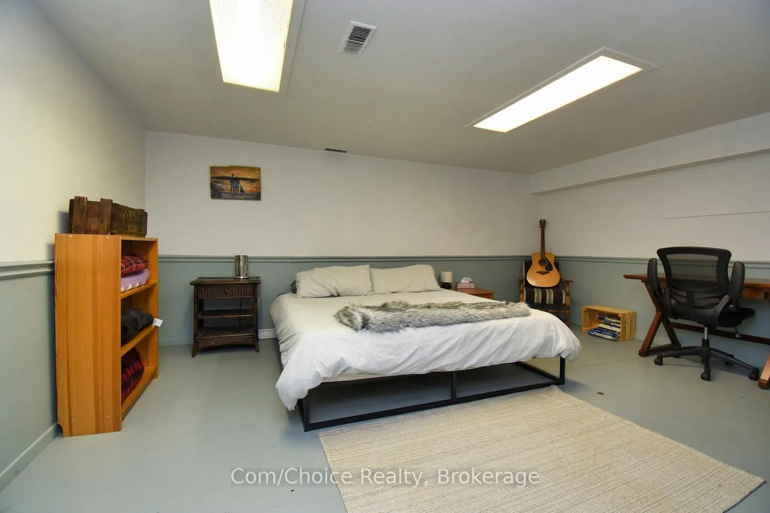 Photo 16 of 9 Marion Crescent, Hamilton, Dundas — HOMEH