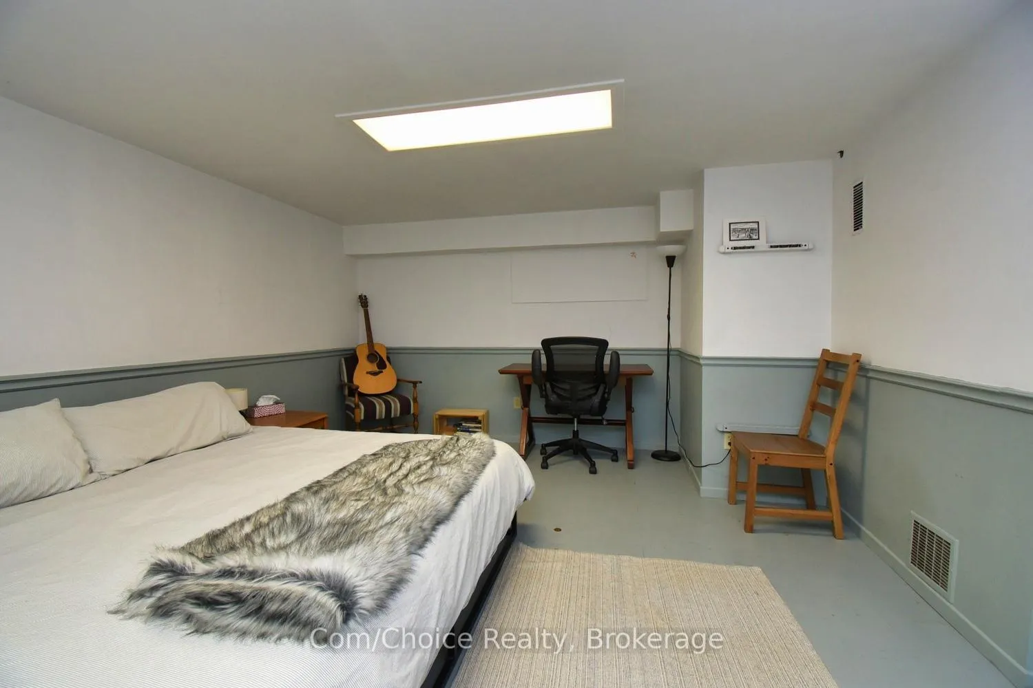 Photo 24 of 9 Marion Crescent, Hamilton, Dundas — HOMEH