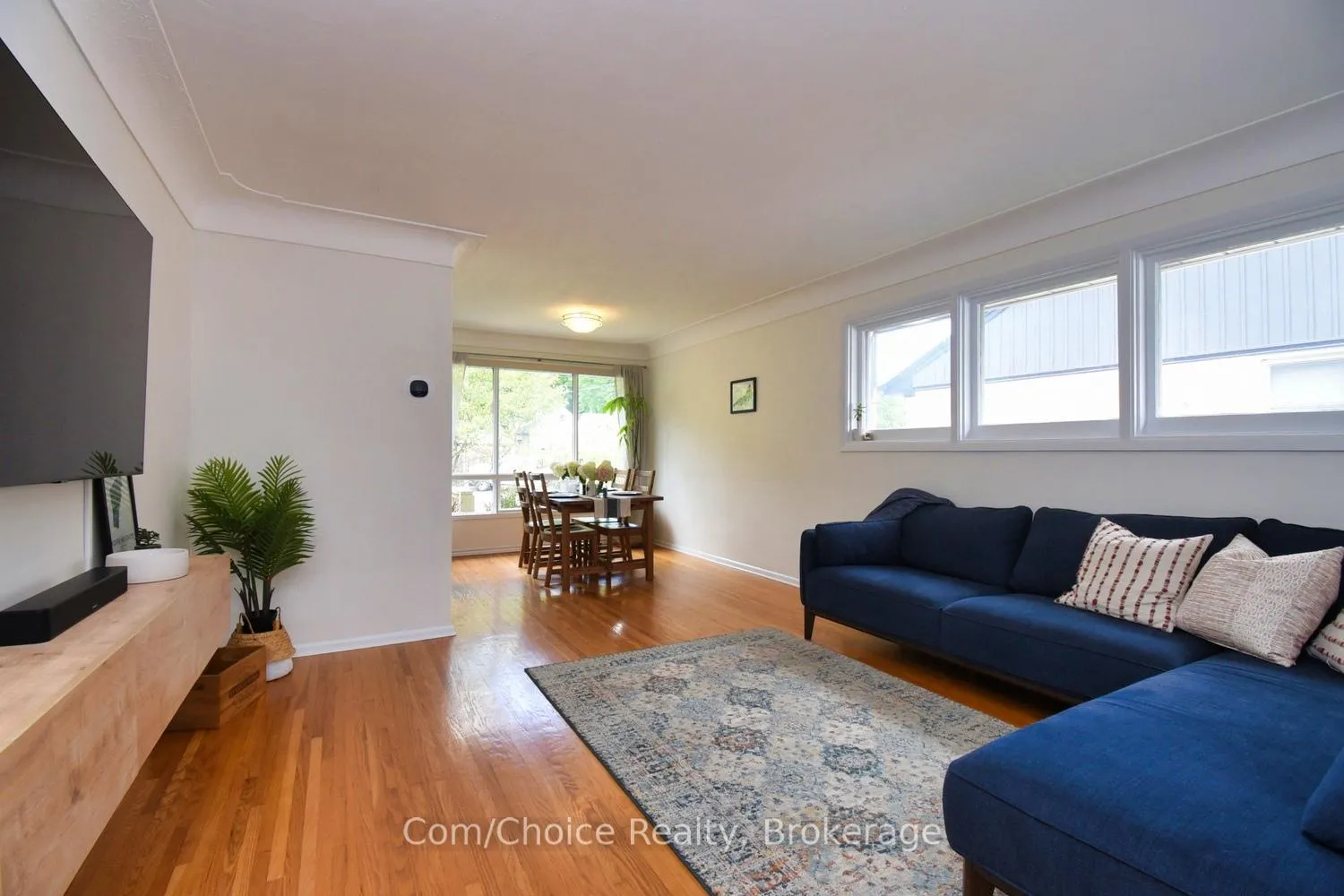Photo 28 of 9 Marion Crescent, Hamilton, Dundas — HOMEH