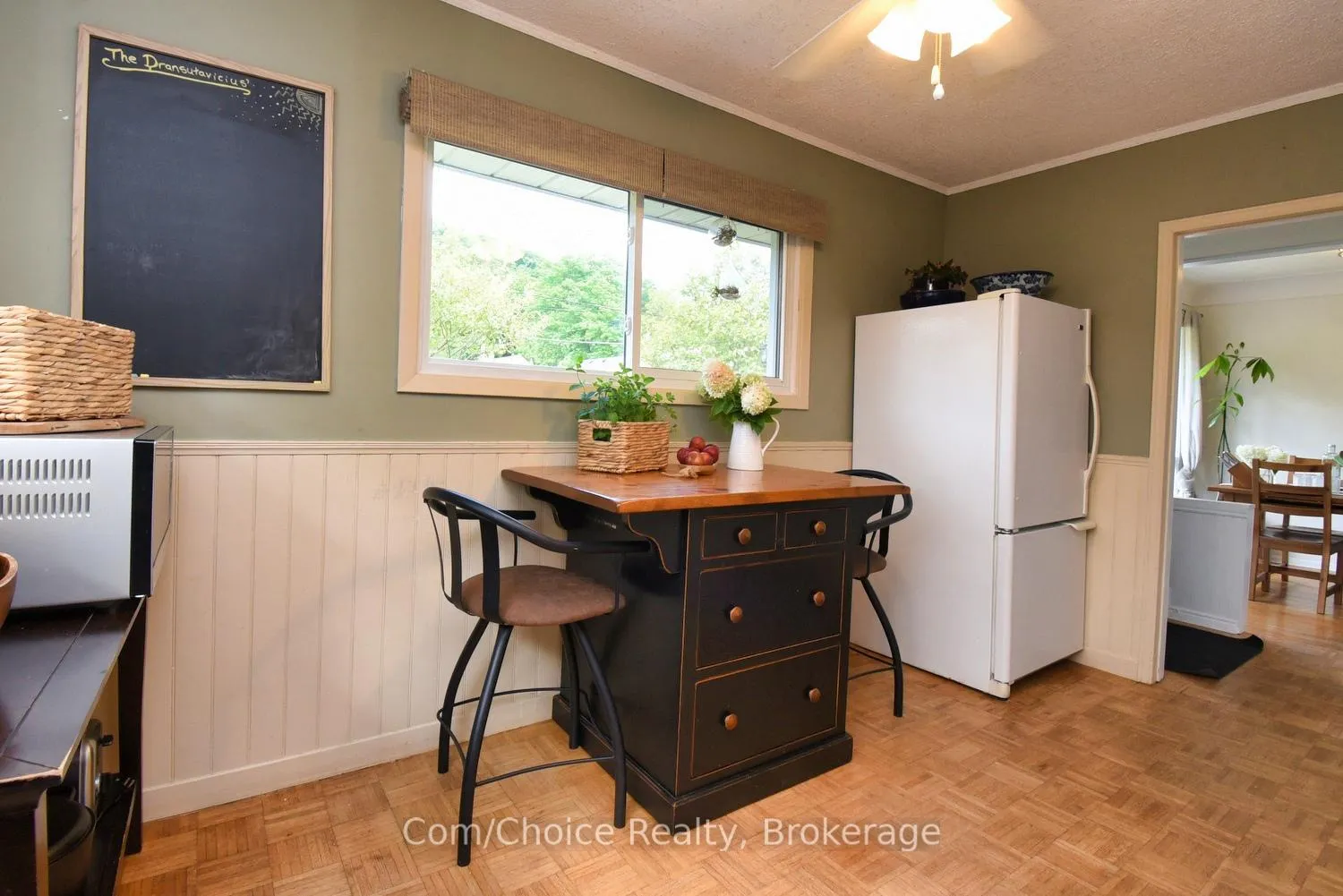 Photo 36 of 9 Marion Crescent, Hamilton, Dundas — HOMEH