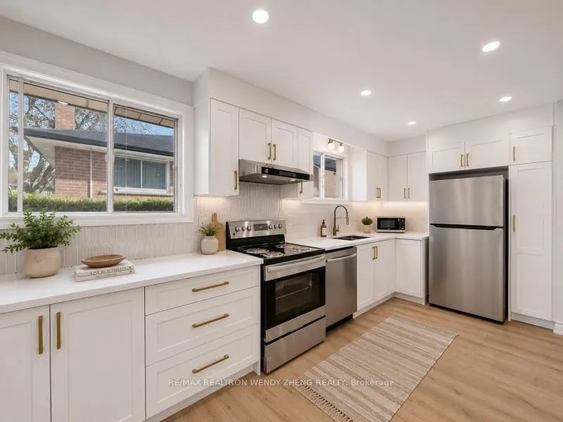 Photo 16 of Unit Main, 3 James Speight Road, Markham, Sherwood-Amberglen — HOMEH