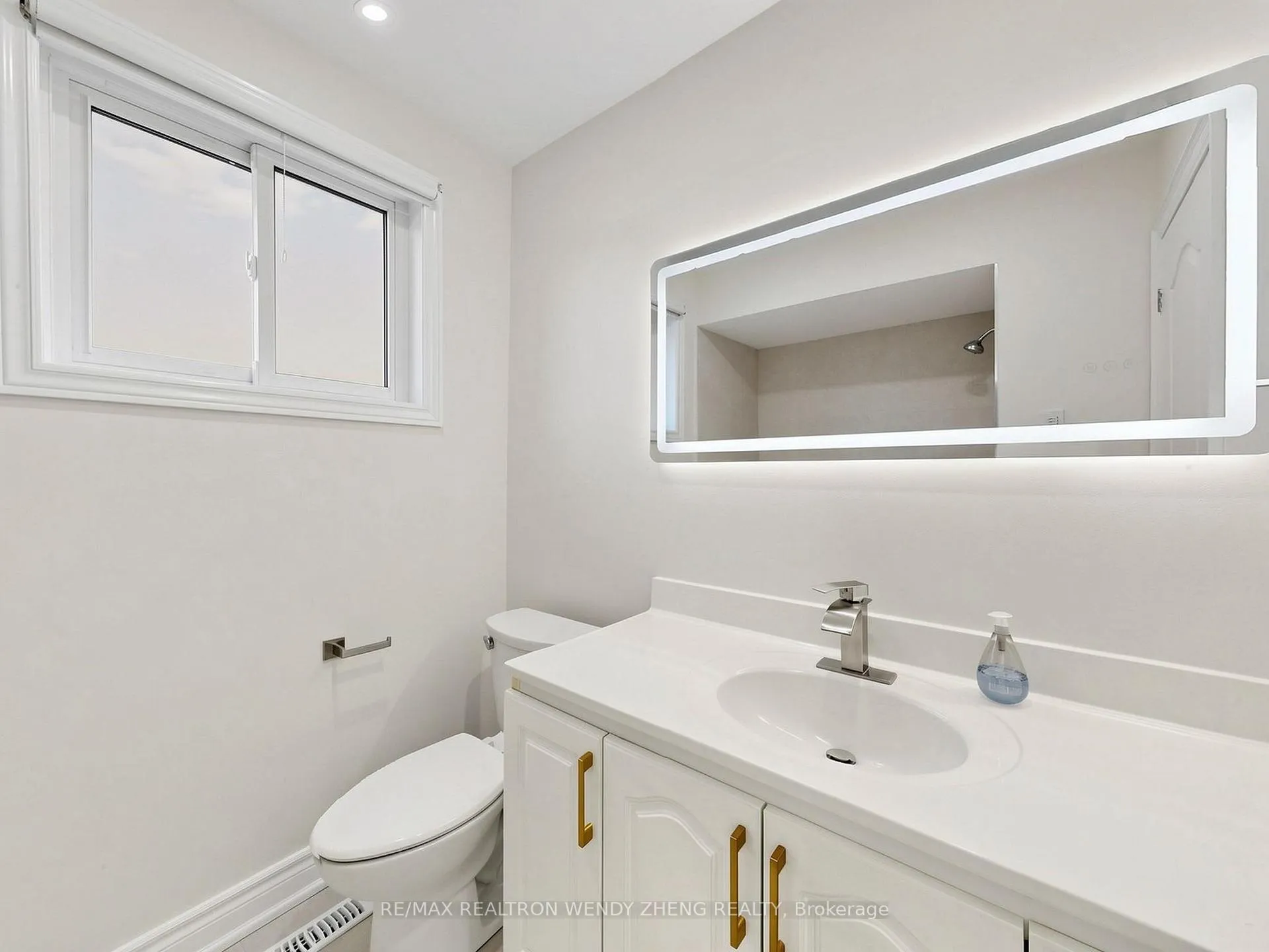 Photo 27 of Unit Main, 3 James Speight Road, Markham, Sherwood-Amberglen — HOMEH