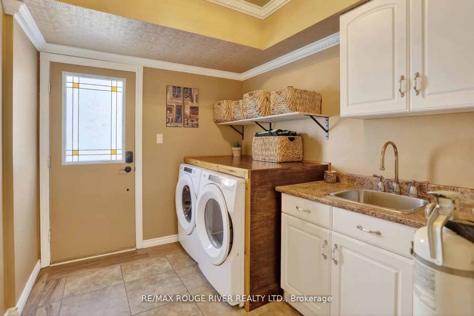 Photo 8 of 84 Silverbirch Place, Whitby, Pringle Creek — HOMEH