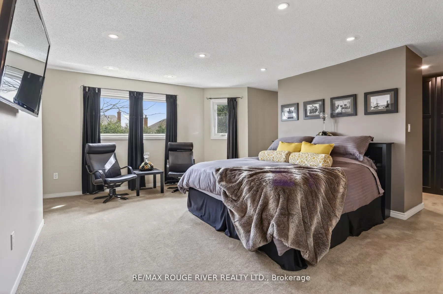 Photo 22 of 84 Silverbirch Place, Whitby, Pringle Creek — HOMEH