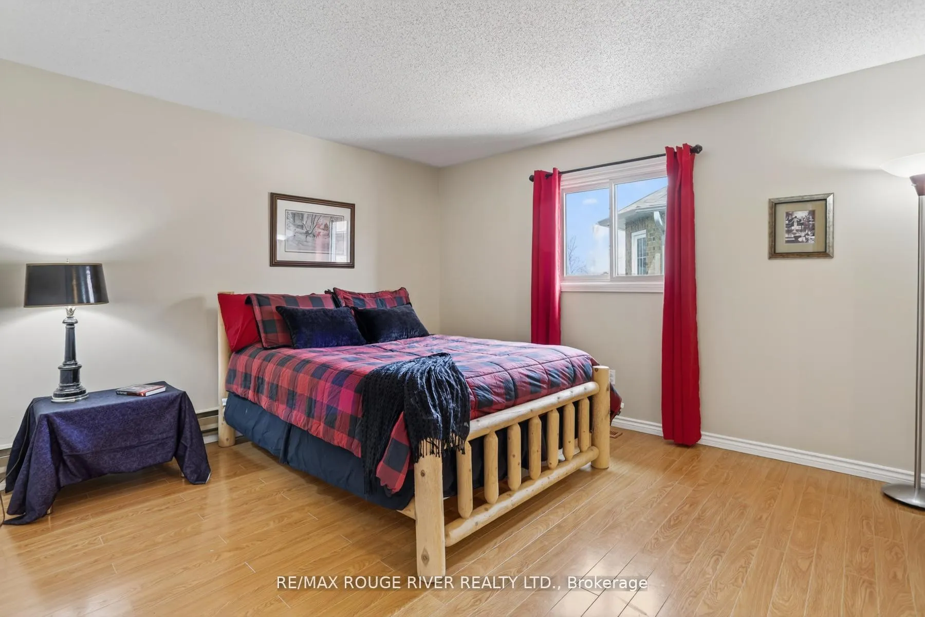 Photo 32 of 84 Silverbirch Place, Whitby, Pringle Creek — HOMEH