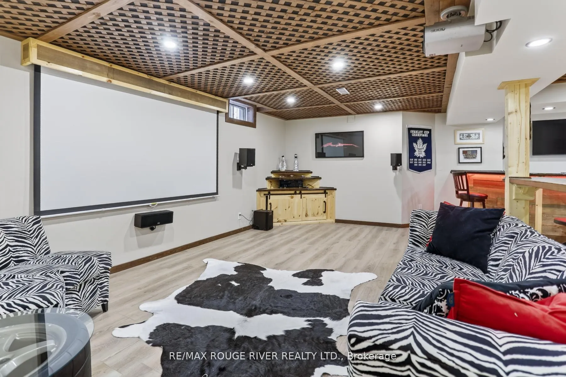 Photo 38 of 84 Silverbirch Place, Whitby, Pringle Creek — HOMEH