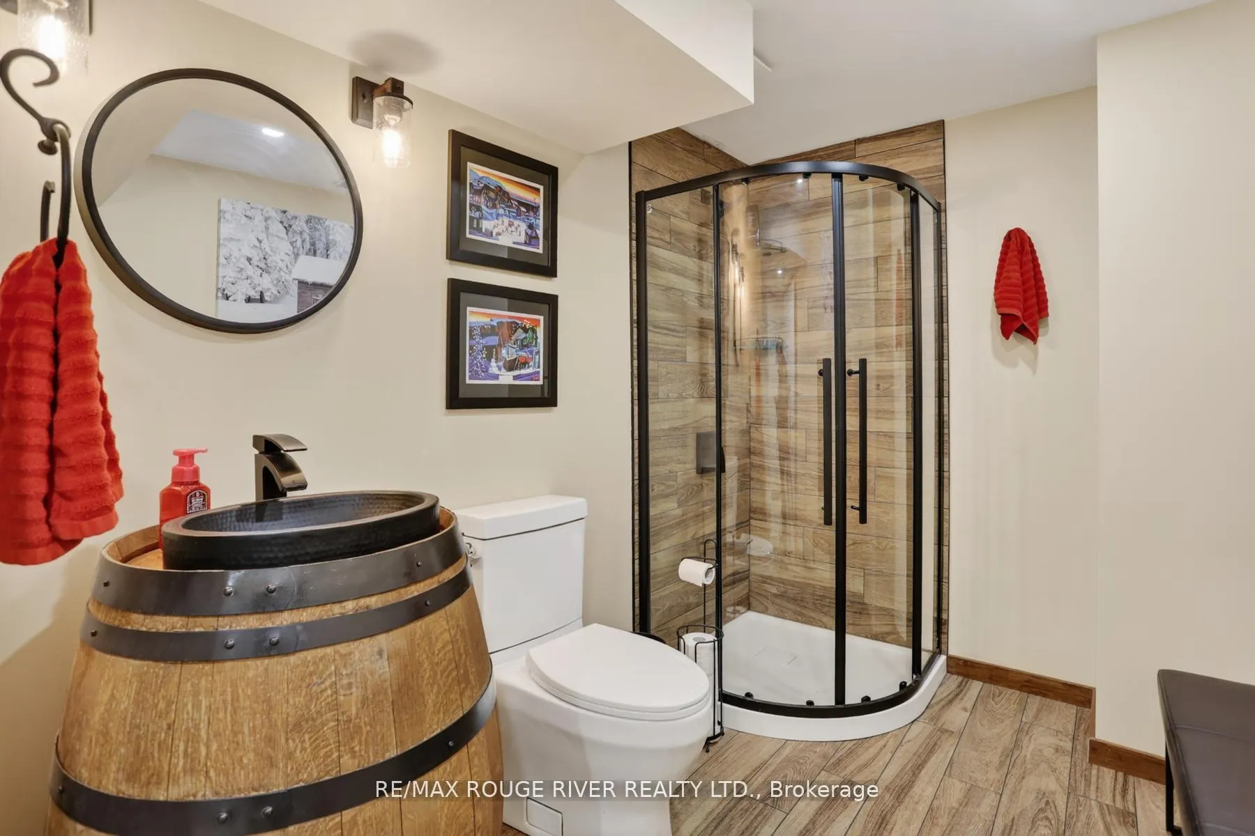 Photo 44 of 84 Silverbirch Place, Whitby, Pringle Creek — HOMEH