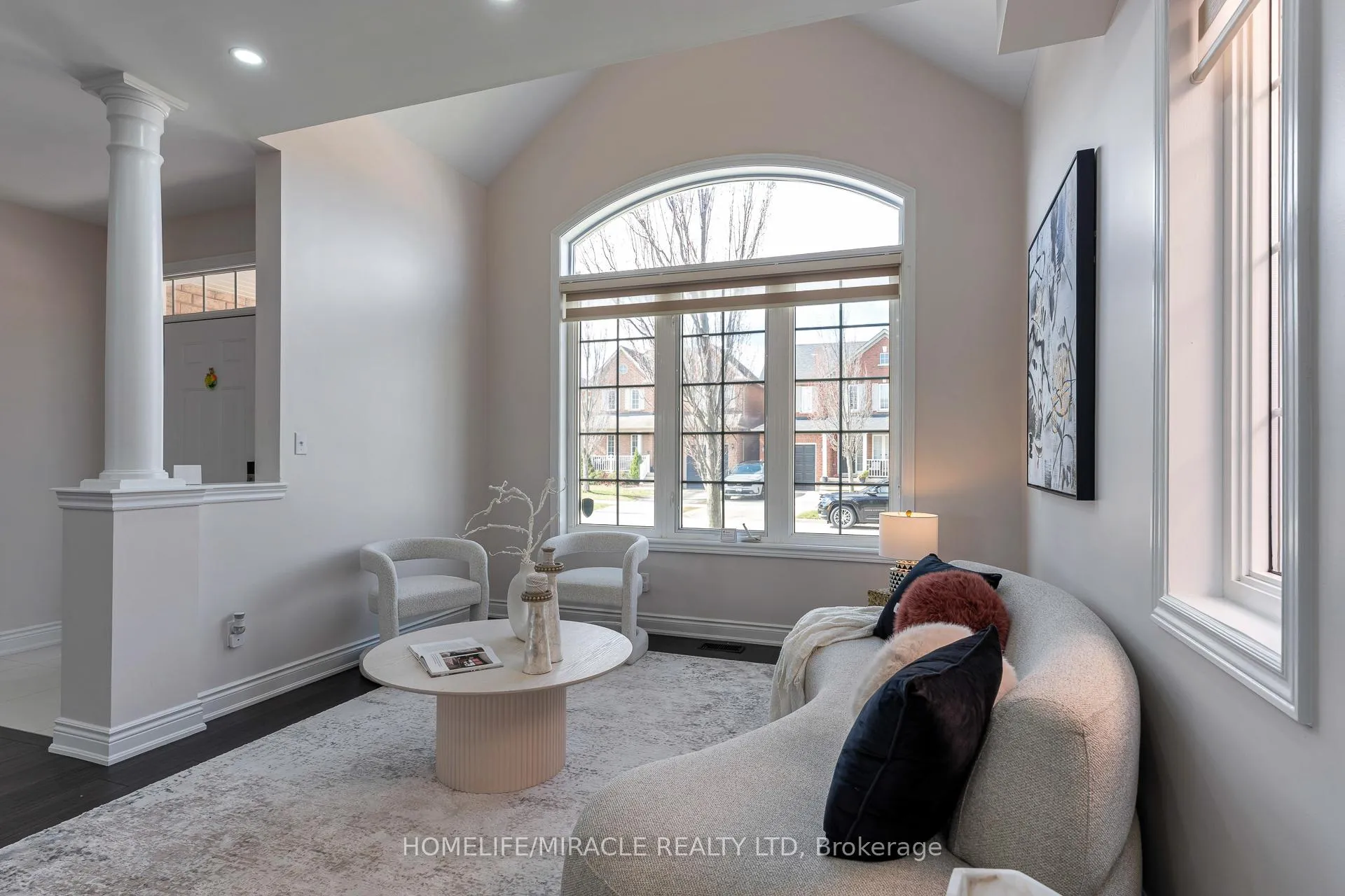 Photo 3 of 2343 Falling Green Drive, Oakville, Westmount — HOMEH