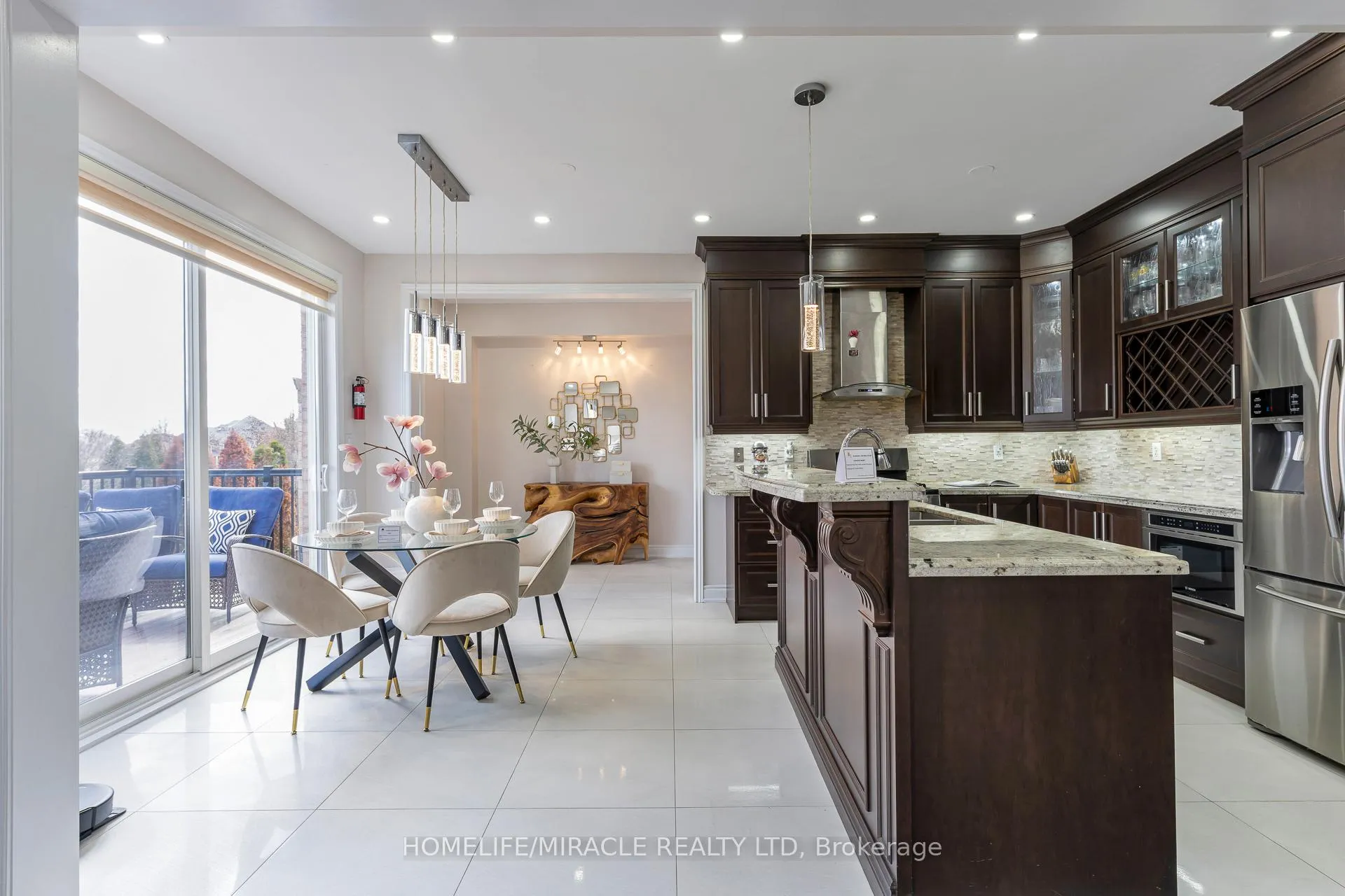 Photo 10 of 2343 Falling Green Drive, Oakville, Westmount — HOMEH