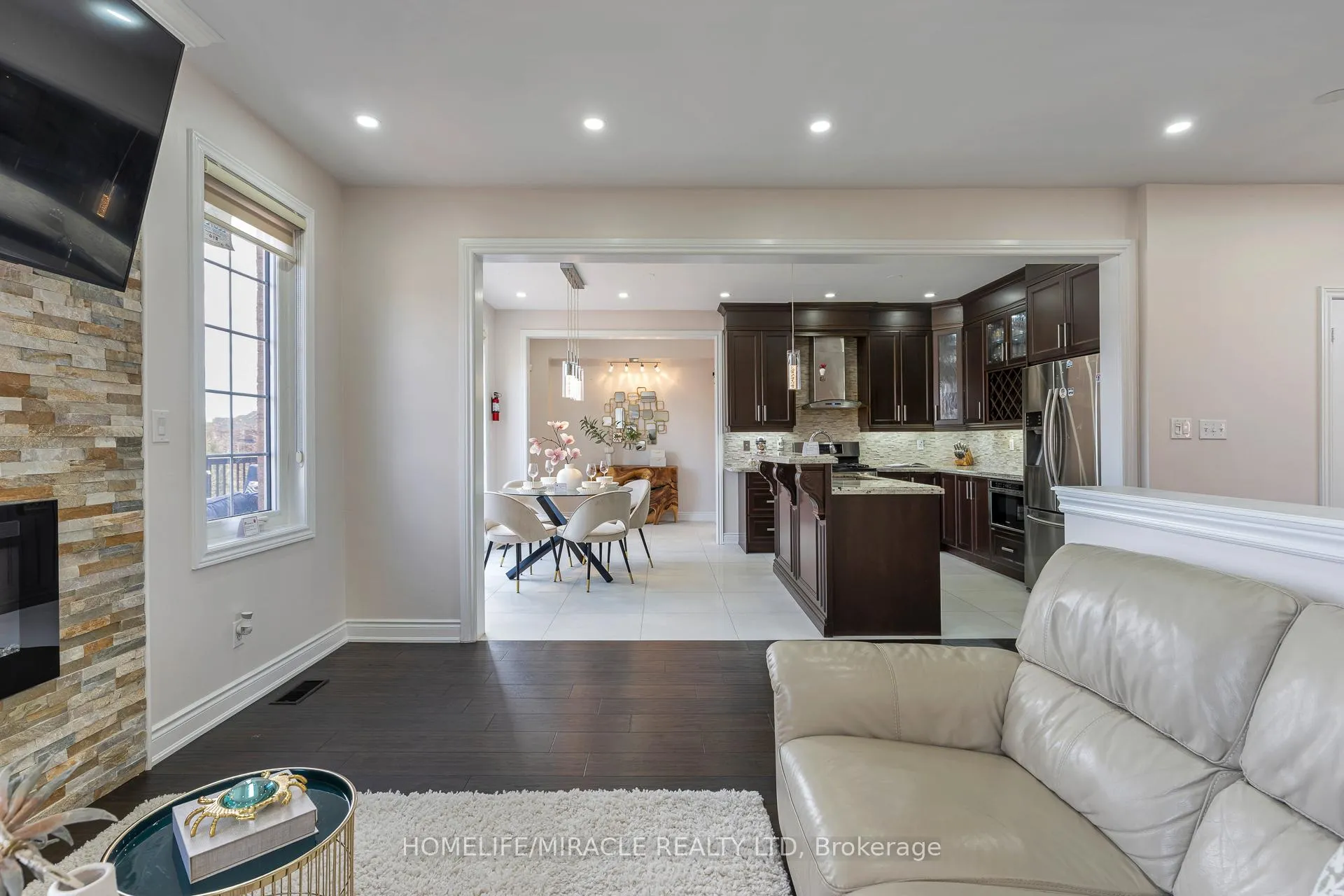 Photo 17 of 2343 Falling Green Drive, Oakville, Westmount — HOMEH