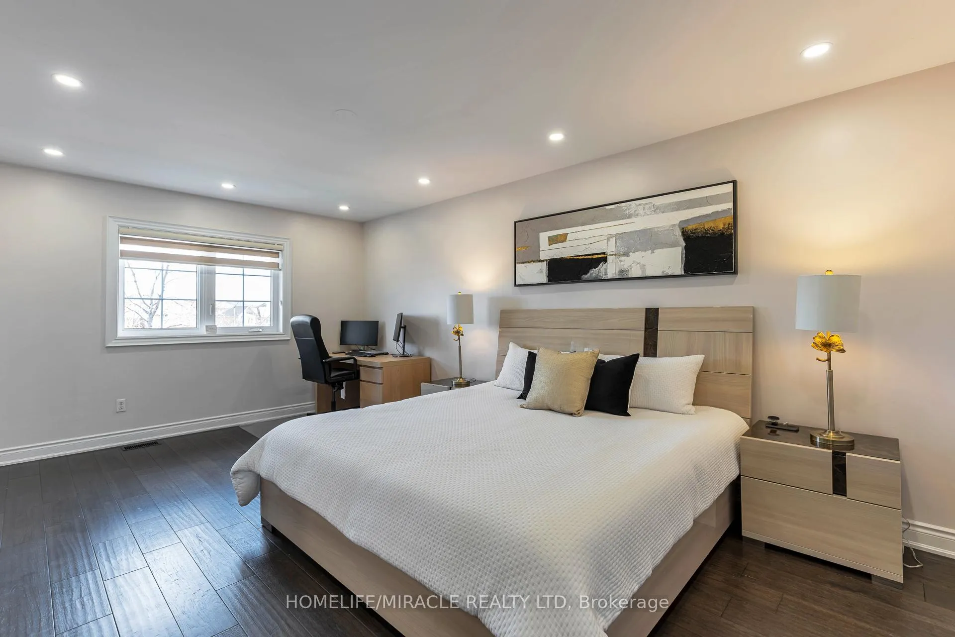 Photo 18 of 2343 Falling Green Drive, Oakville, Westmount — HOMEH