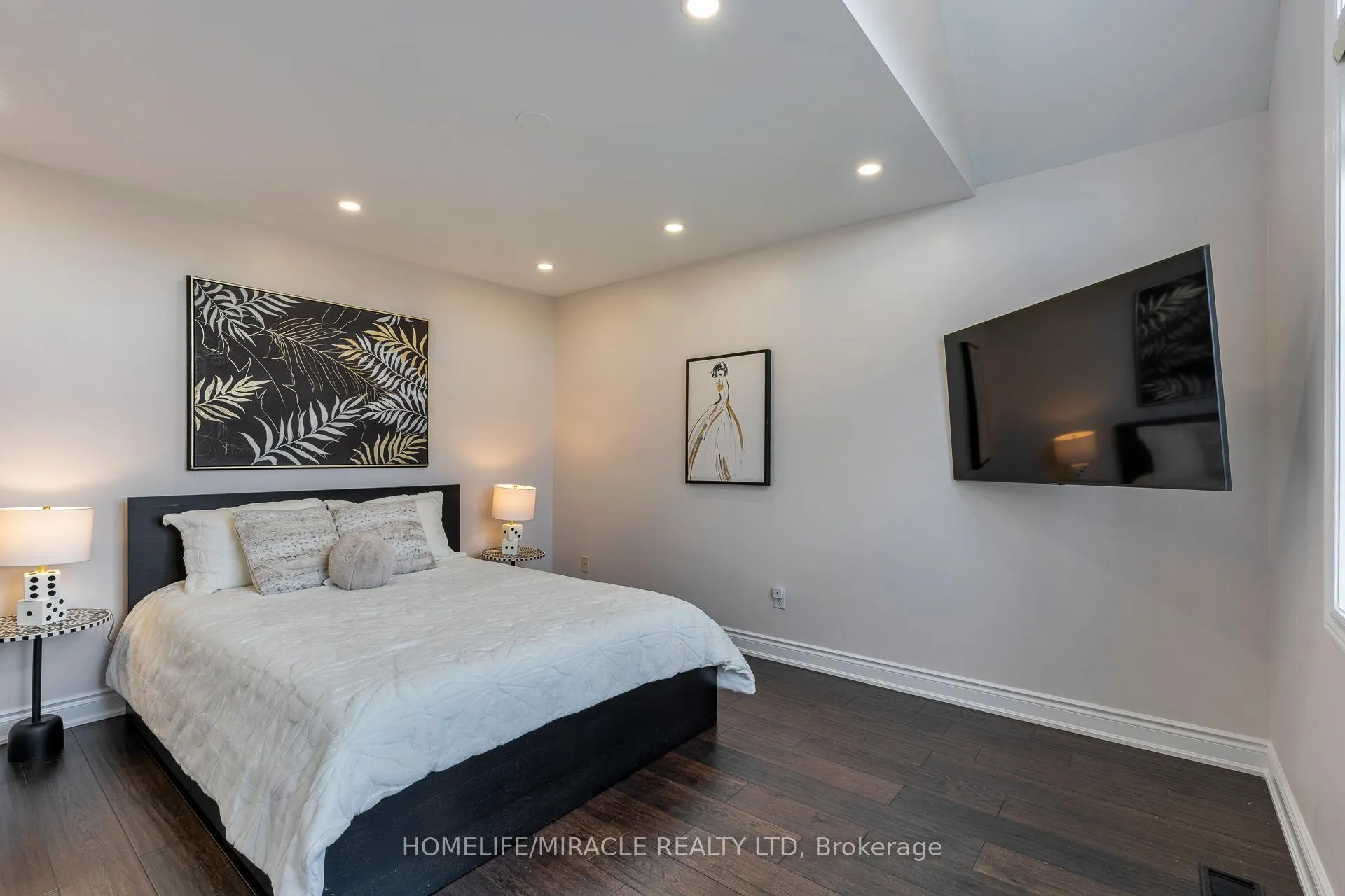 Photo 27 of 2343 Falling Green Drive, Oakville, Westmount — HOMEH
