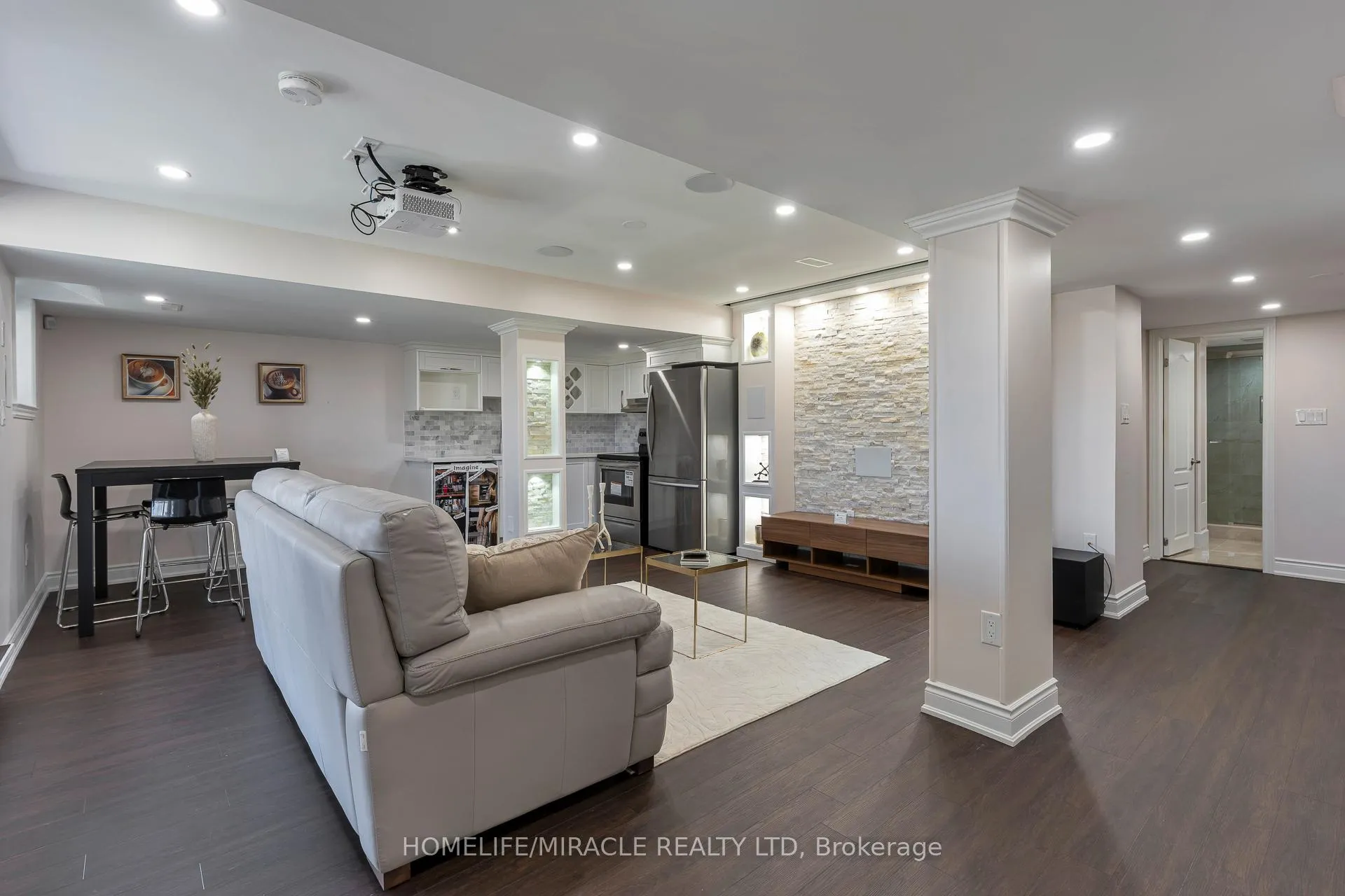 Photo 32 of 2343 Falling Green Drive, Oakville, Westmount — HOMEH