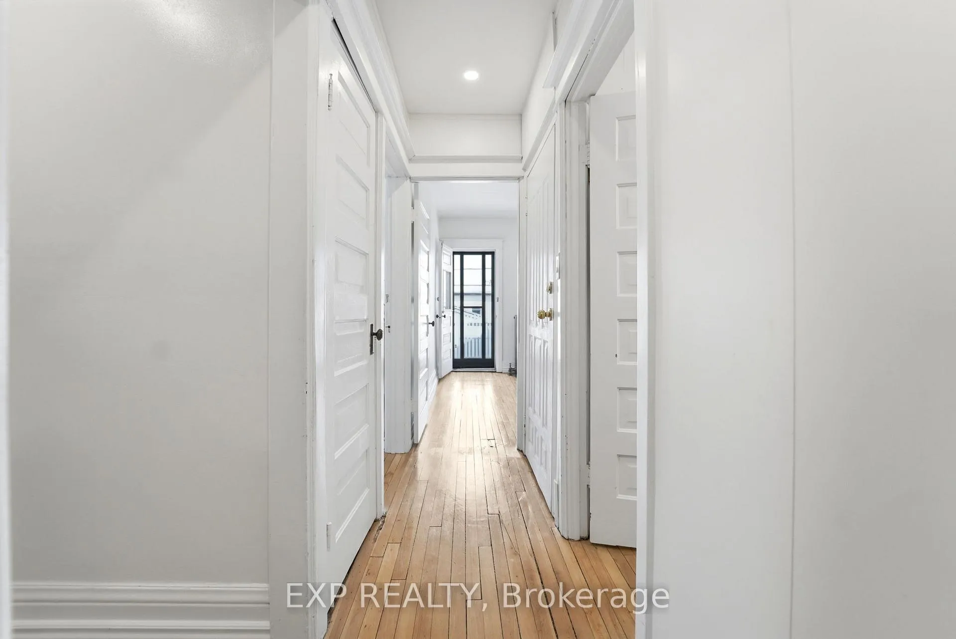 Photo 18 of 15 Avenue Place, Welland, Welland Downtown — HOMEH