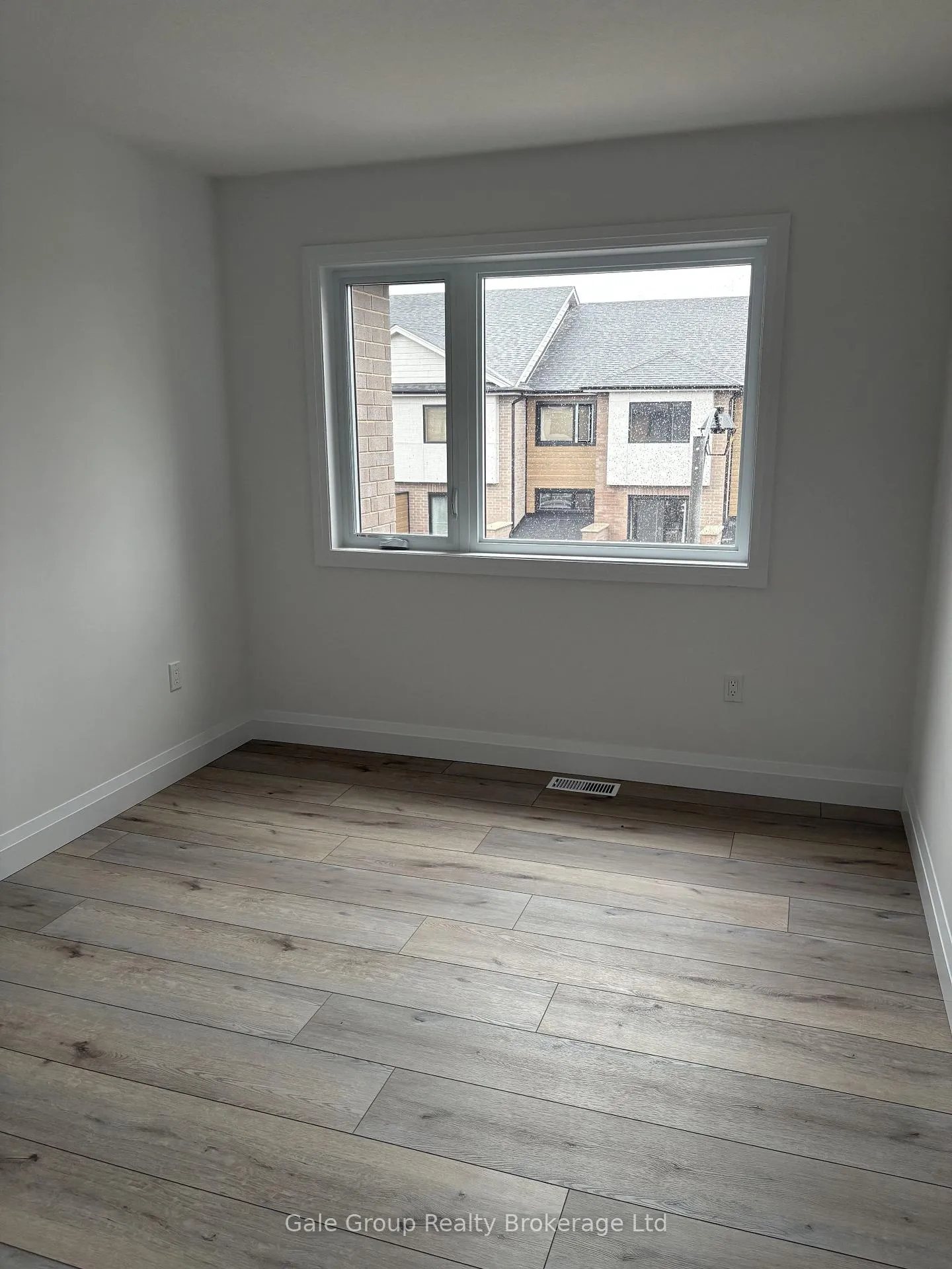 Photo 17 of Unit Main/Upper, 182-7 Bridge Crescent, Minto — HOMEH