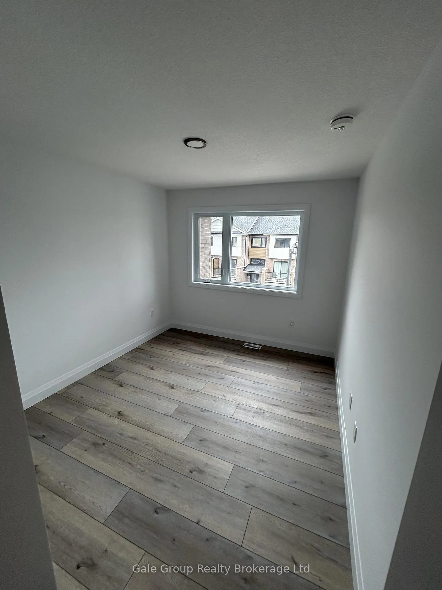 Photo 22 of Unit Main/Upper, 182-7 Bridge Crescent, Minto — HOMEH