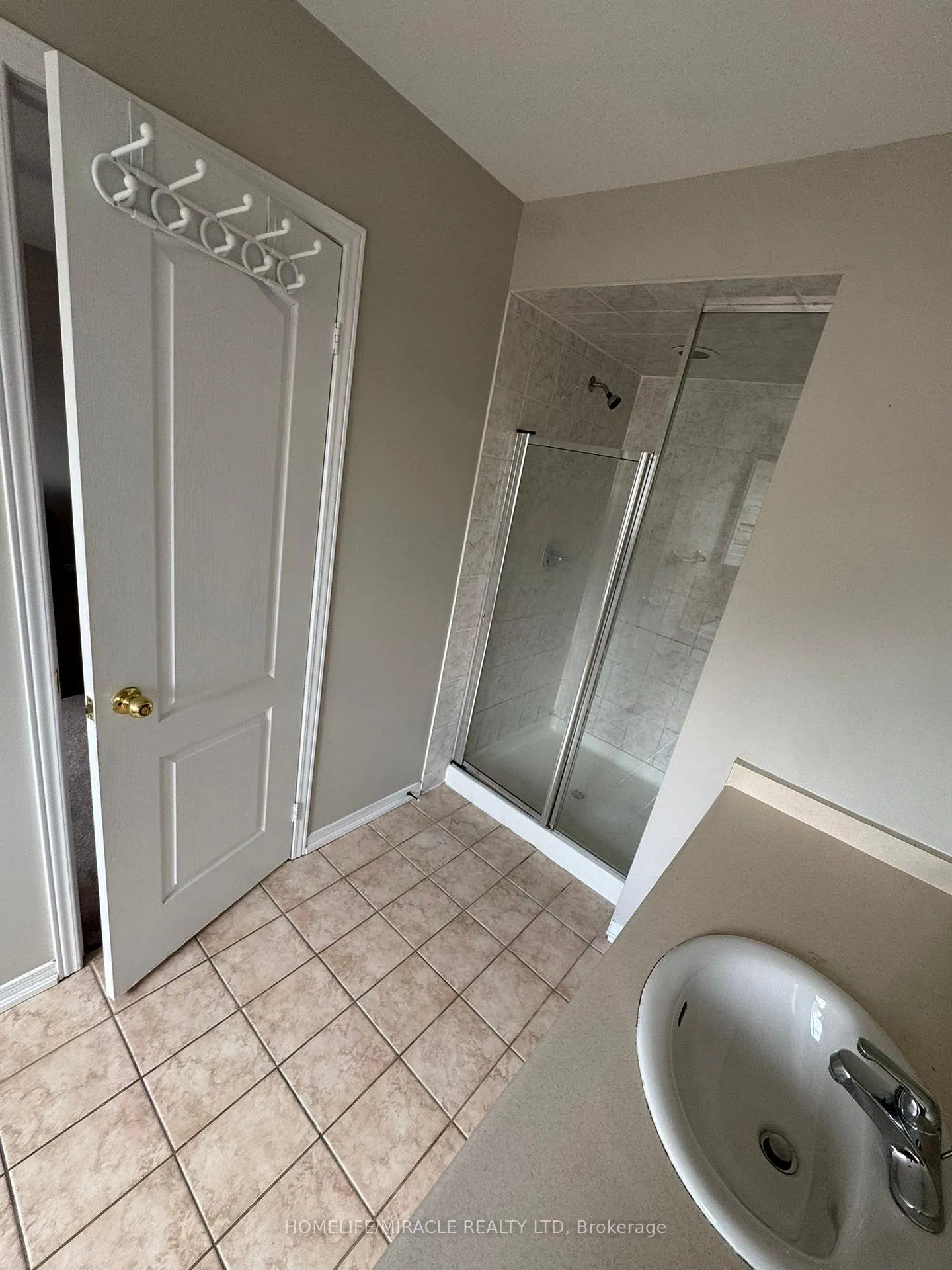Photo 10 of 95 Sleightholme Crescent, Brampton, Bram East — HOMEH
