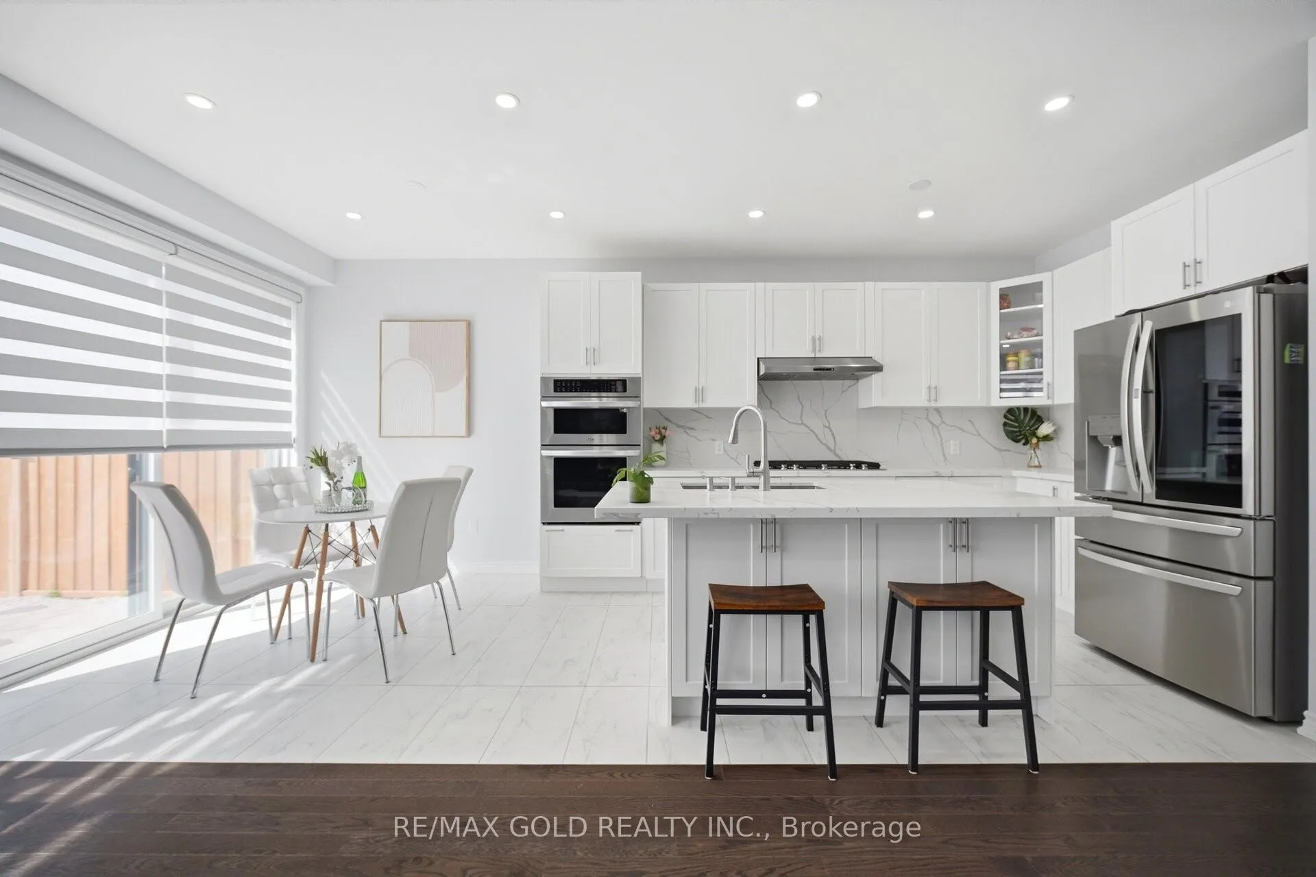 Photo 10 of 28 Calabria Drive, Caledon, Rural Caledon — HOMEH