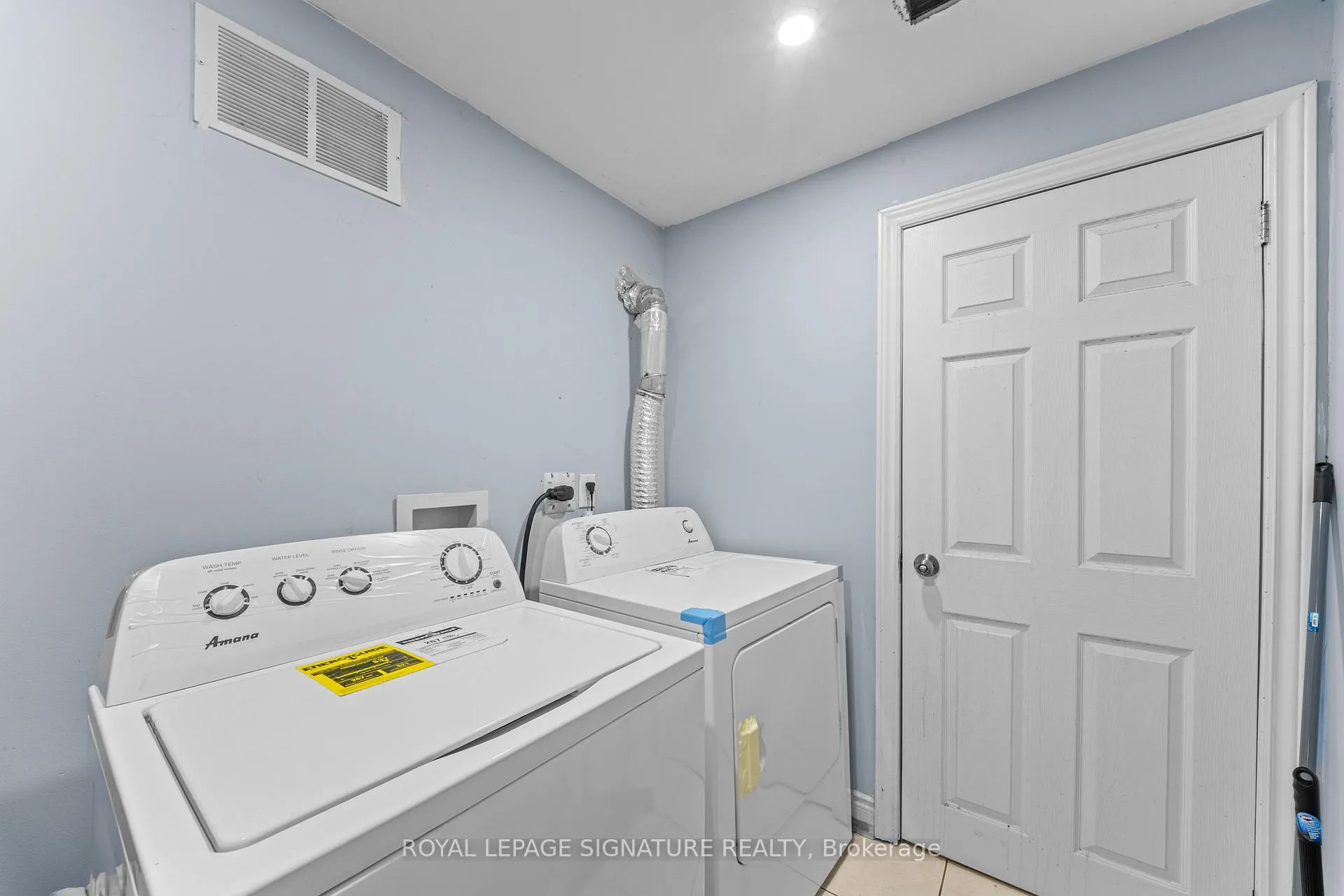 Photo 27 of 16 Clearjoy Street, Brampton, Madoc — HOMEH