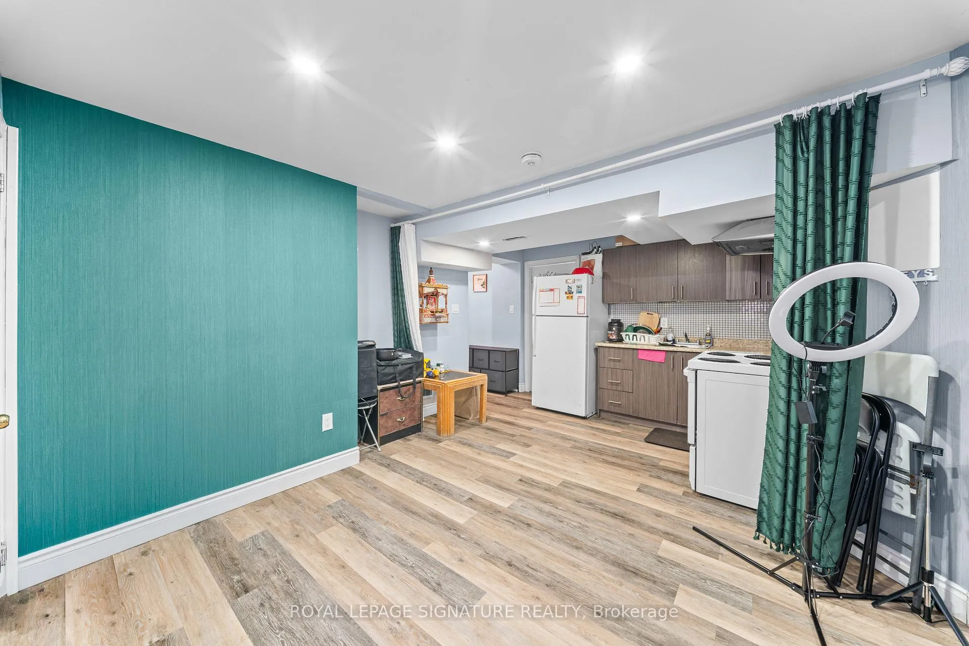 Photo 29 of 16 Clearjoy Street, Brampton, Madoc — HOMEH