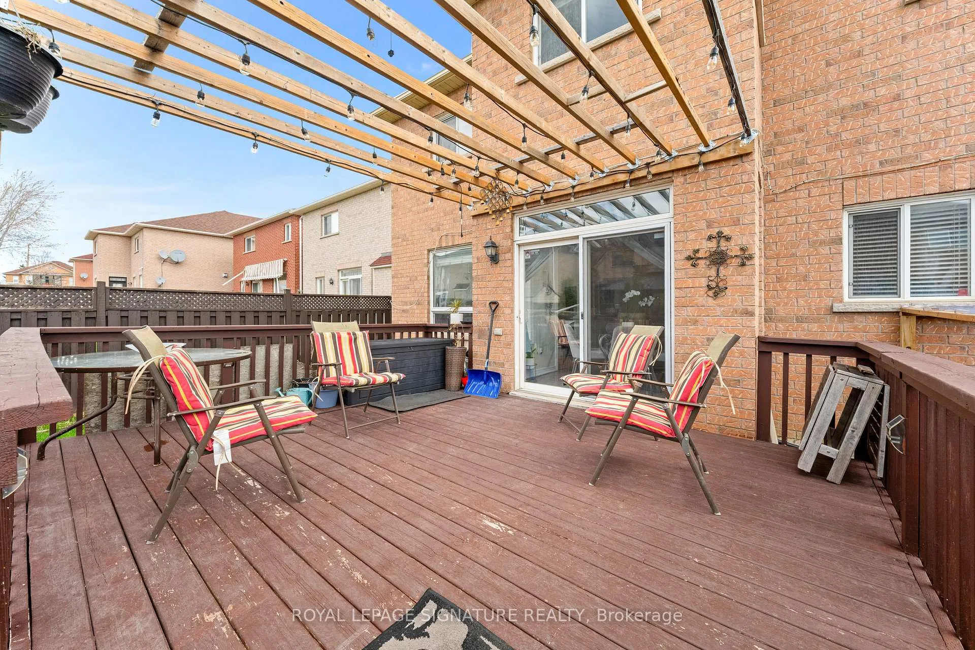 Photo 33 of 16 Clearjoy Street, Brampton, Madoc — HOMEH