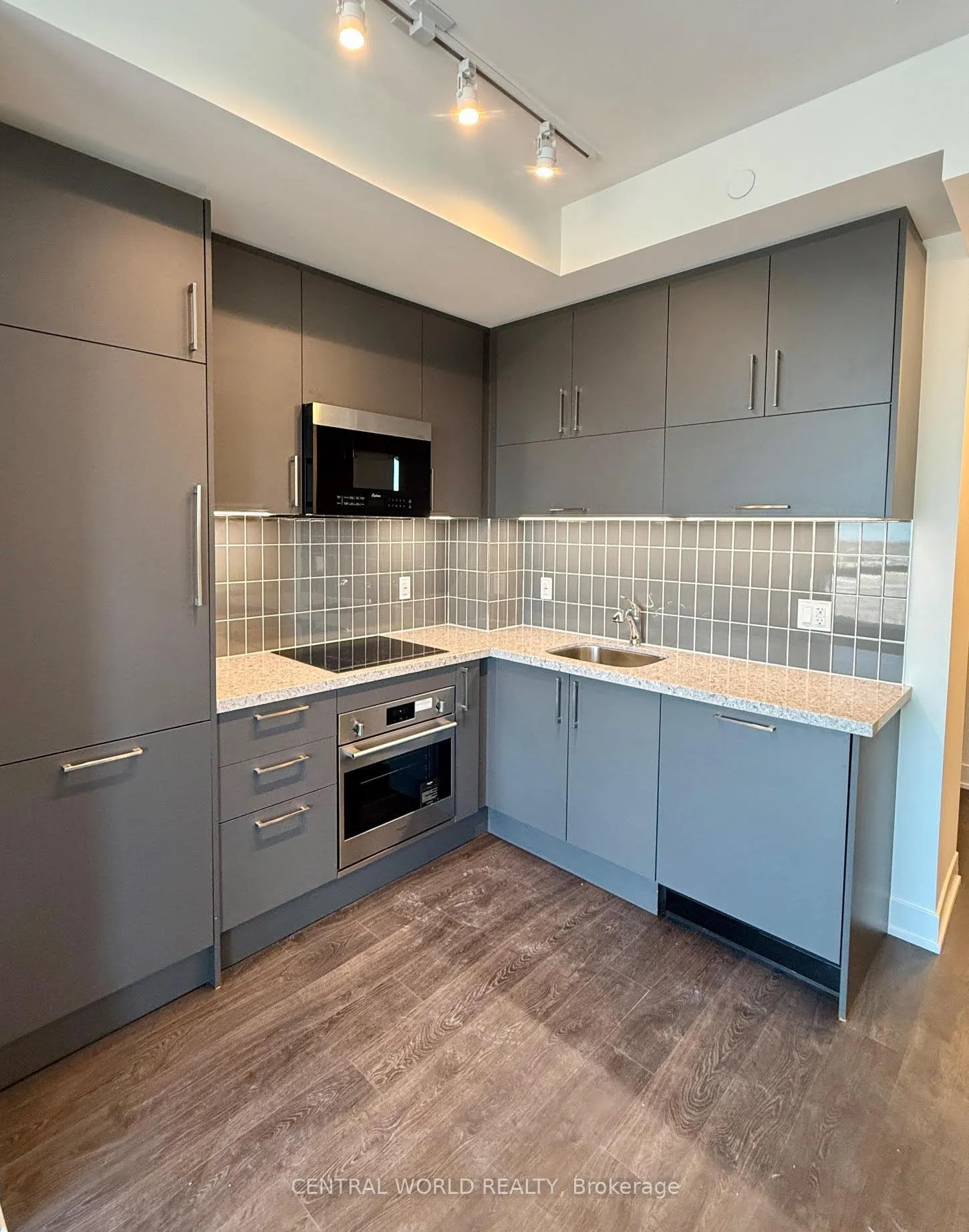 Photo 2 of Unit 1005, 38 Andre De Grasse Street, Markham, Unionville — HOMEH