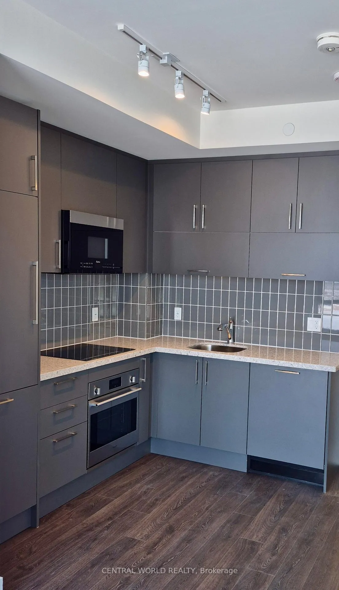 Photo 3 of Unit 1005, 38 Andre De Grasse Street, Markham, Unionville — HOMEH