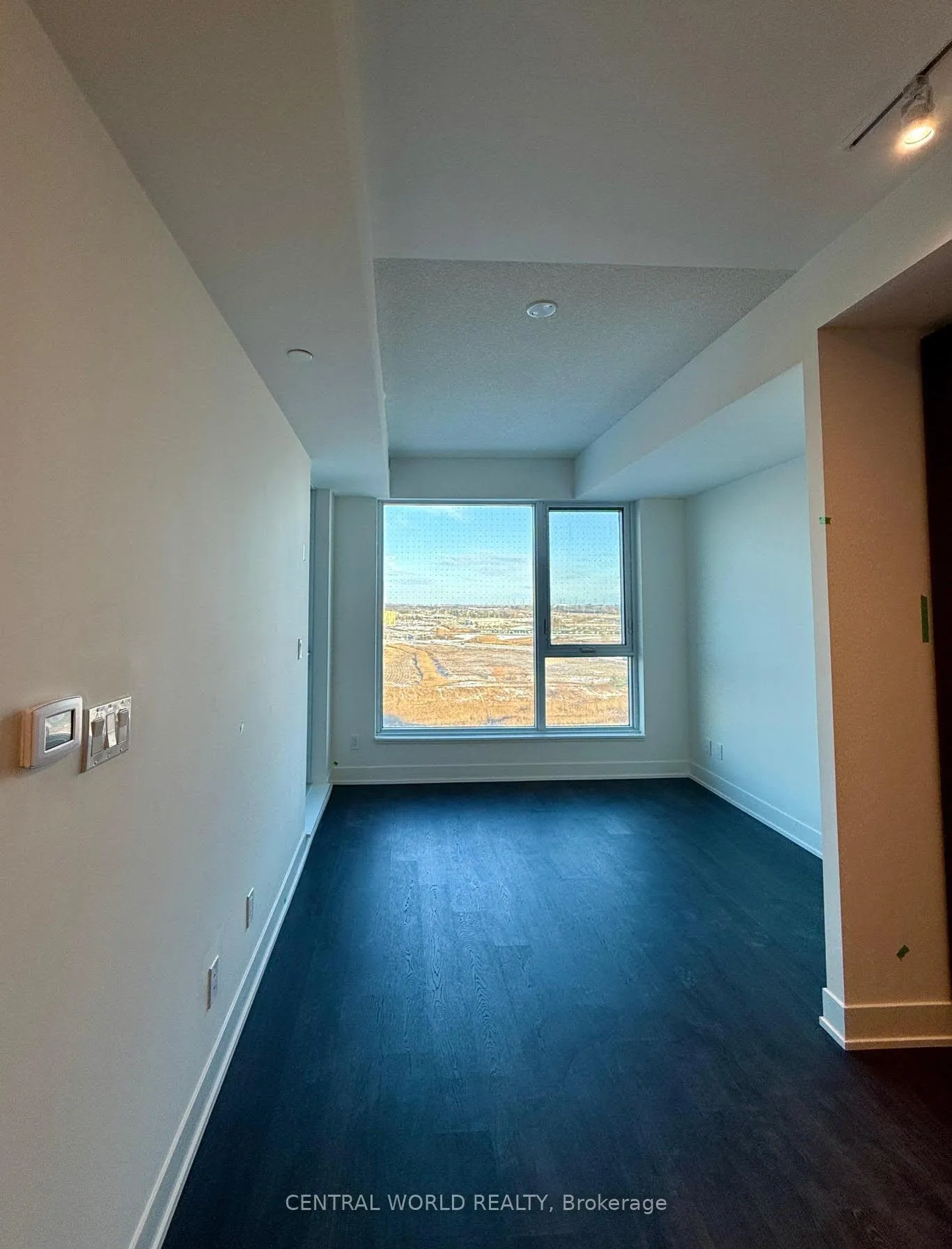 Photo 4 of Unit 1005, 38 Andre De Grasse Street, Markham, Unionville — HOMEH