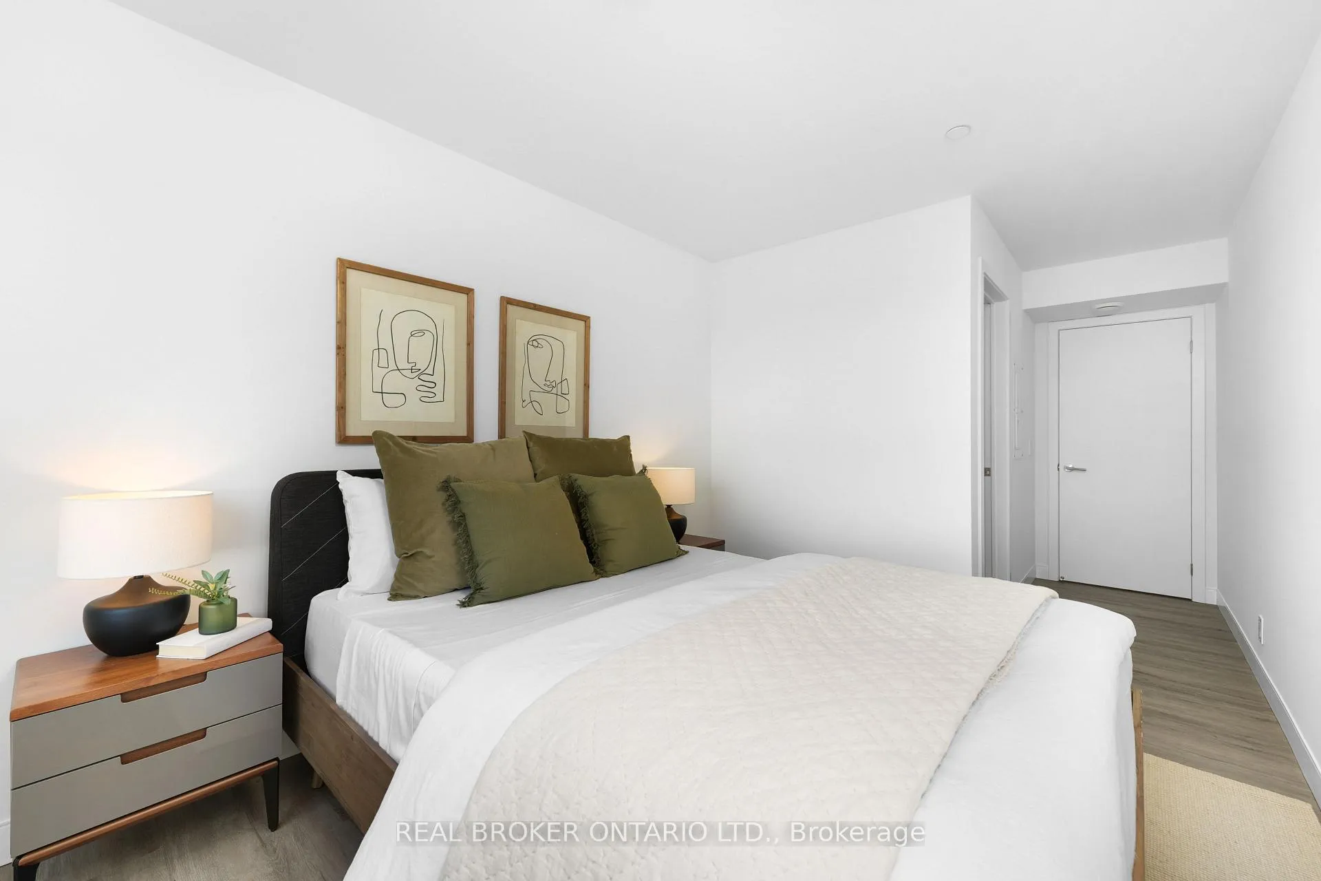 Photo 15 of Unit 209, 100 Manett Crescent, Brampton, Brampton West — HOMEH