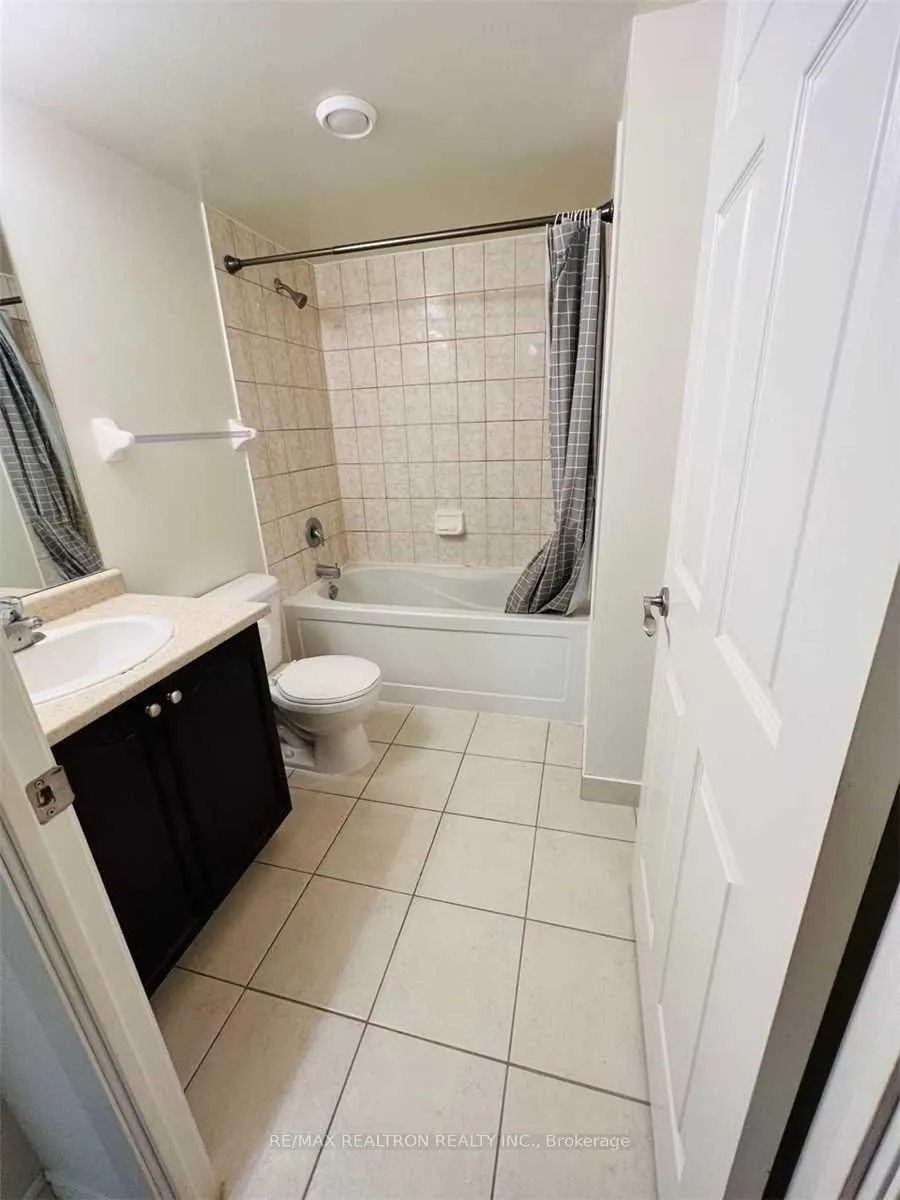 Photo 11 of Unit 207, 88 Grangeway Avenue, Scarborough, Woburn — HOMEH
