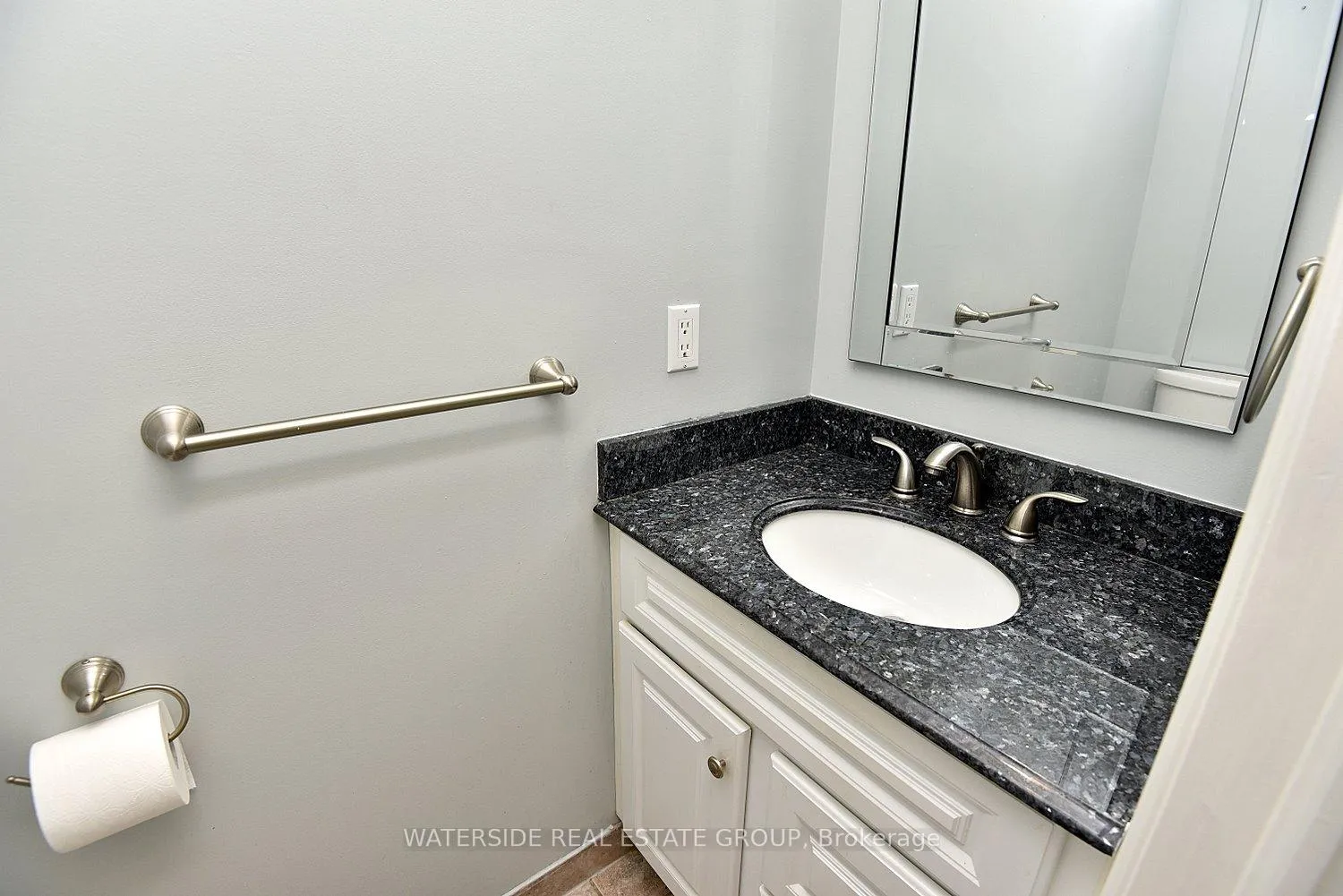 Photo 12 of 126 Bastille Street, Hamilton, Barnstown — HOMEH