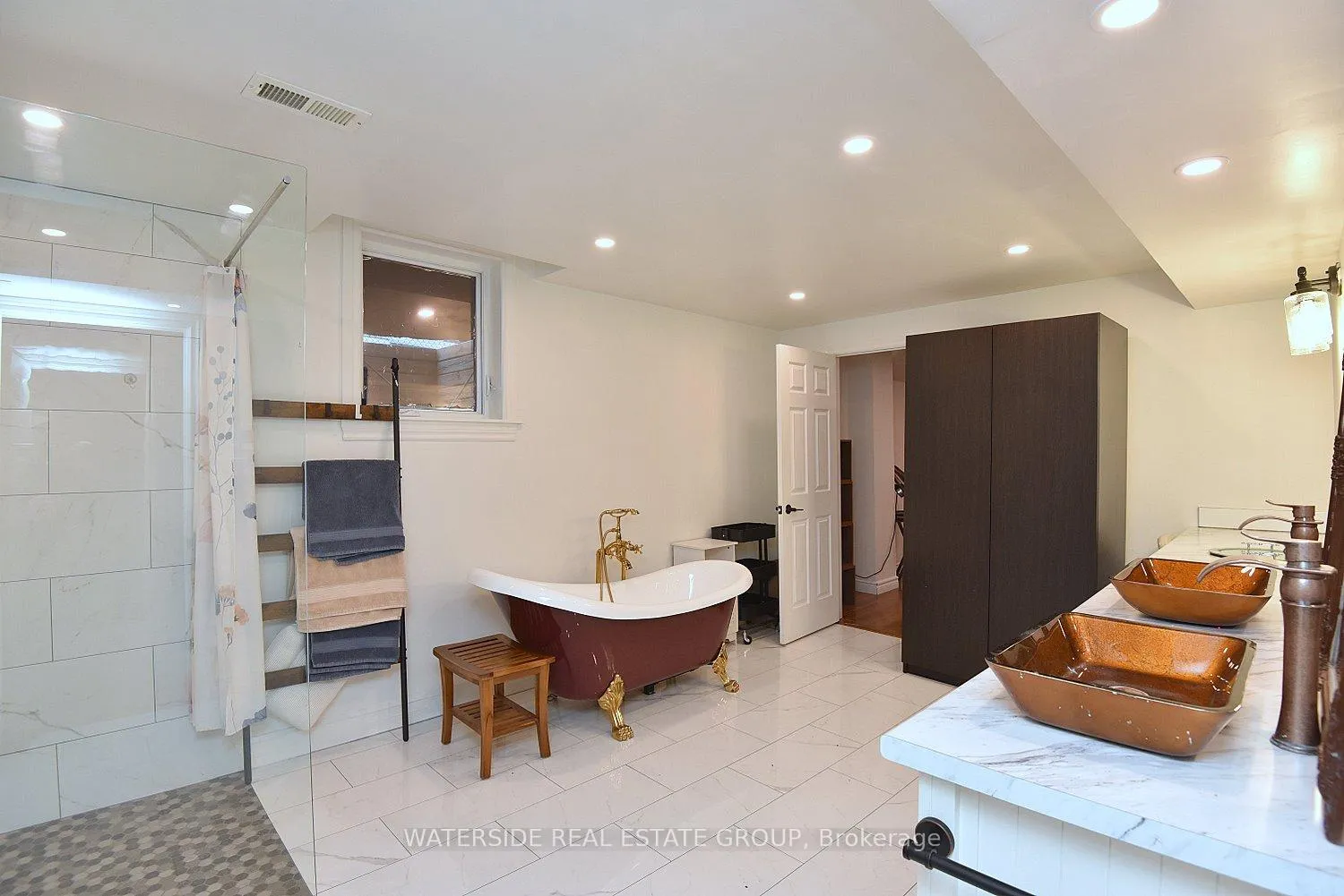 Photo 25 of 126 Bastille Street, Hamilton, Barnstown — HOMEH